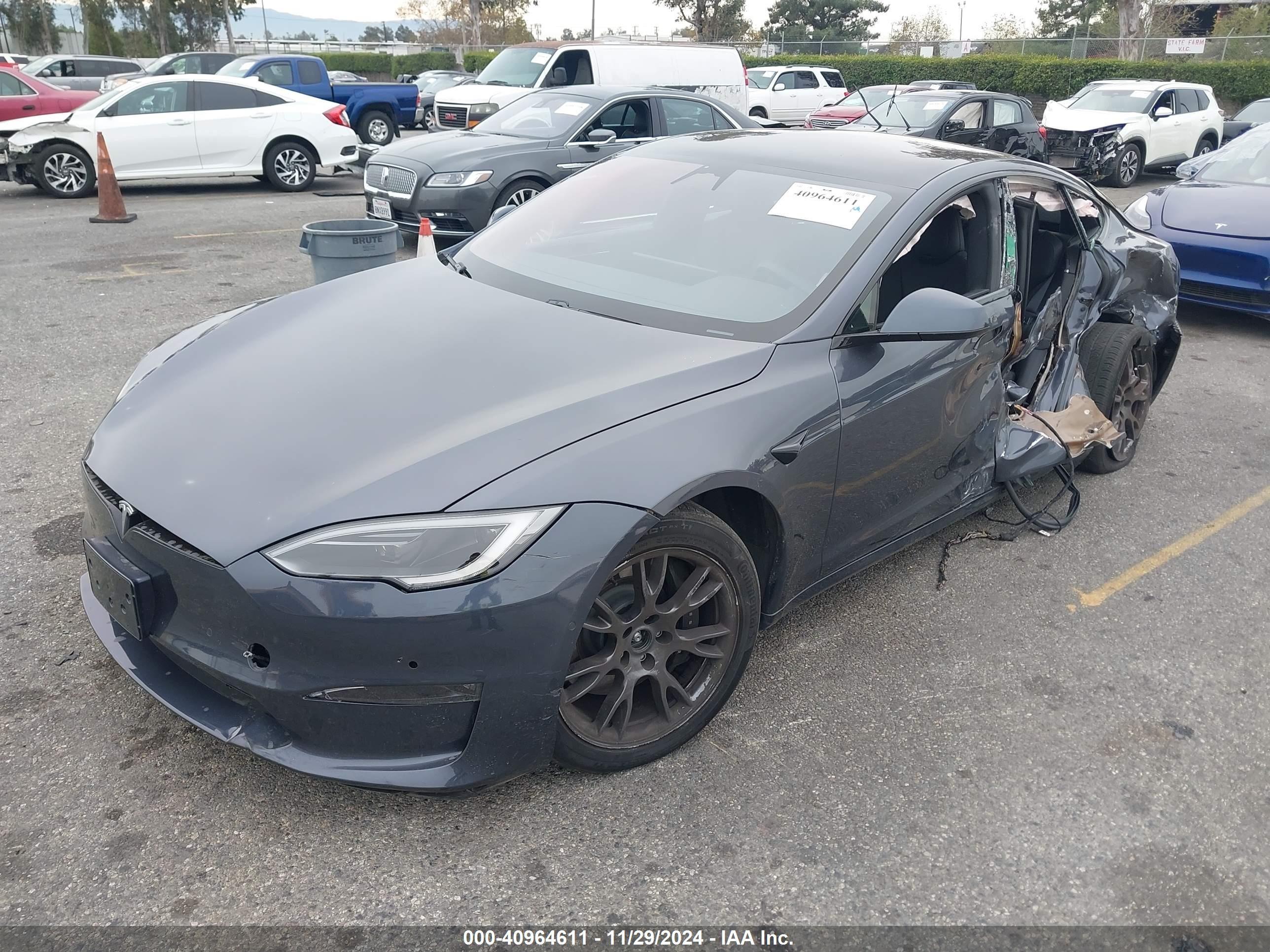 Авторазборка TESLA MODEL S лифтбек (5YJS) (2016 - 2026)