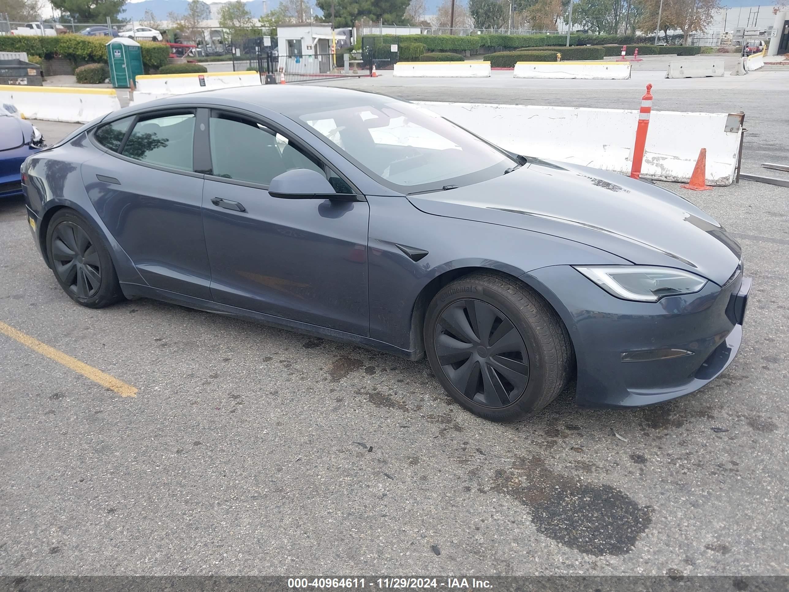 Разборка TESLA MODEL S лифтбек (5YJS) (2016 - 2026)