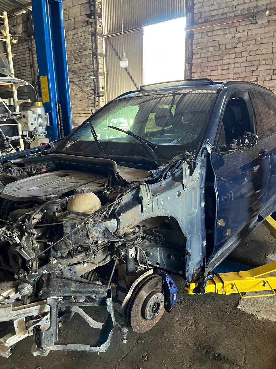 Розбірка BMW X3 позашляховик (G01, F97, G08) (2017 - 2024)