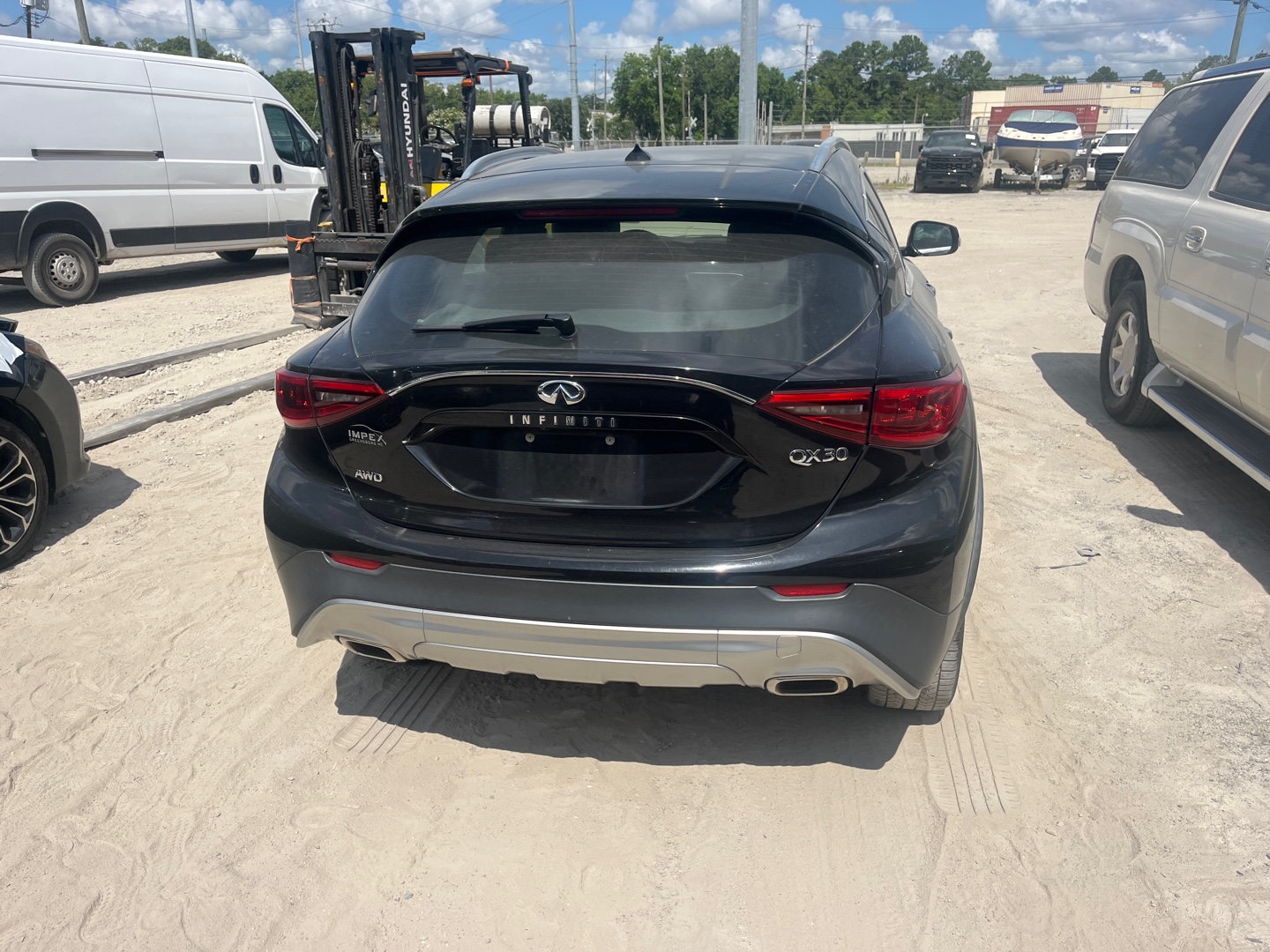 Разборка INFINITI Q30 /QX30 внедорожник (H15E) (2015 - 2026)