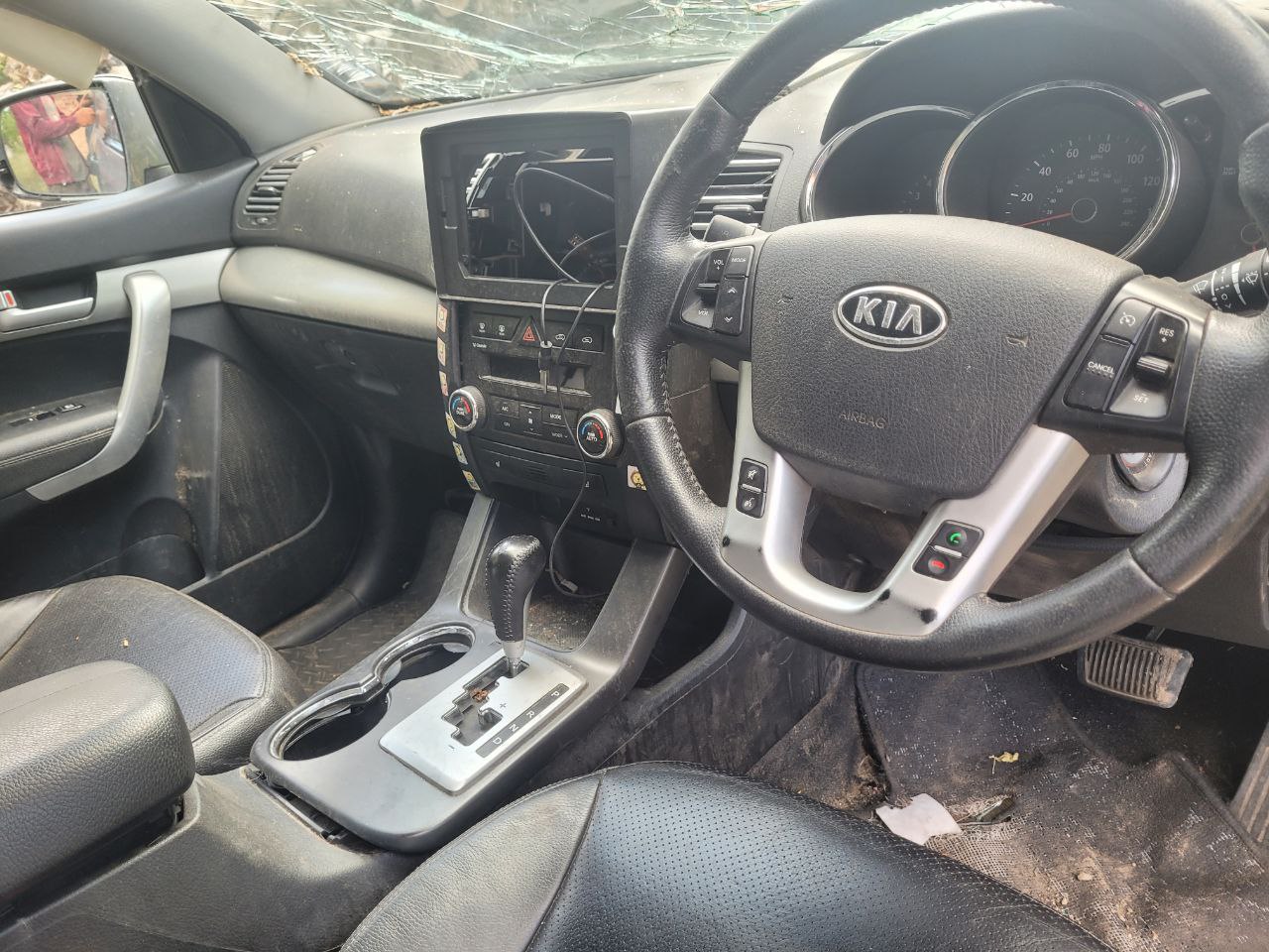 Авторозборка KIA SORENTO позашляховик (XM) (11.09 - 14) (2009 - 2014)