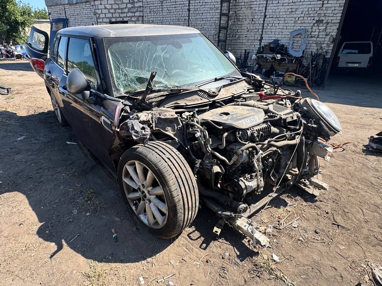 Разборка MINI CLUBMAN II универсал (F54) (2014 - 2026)