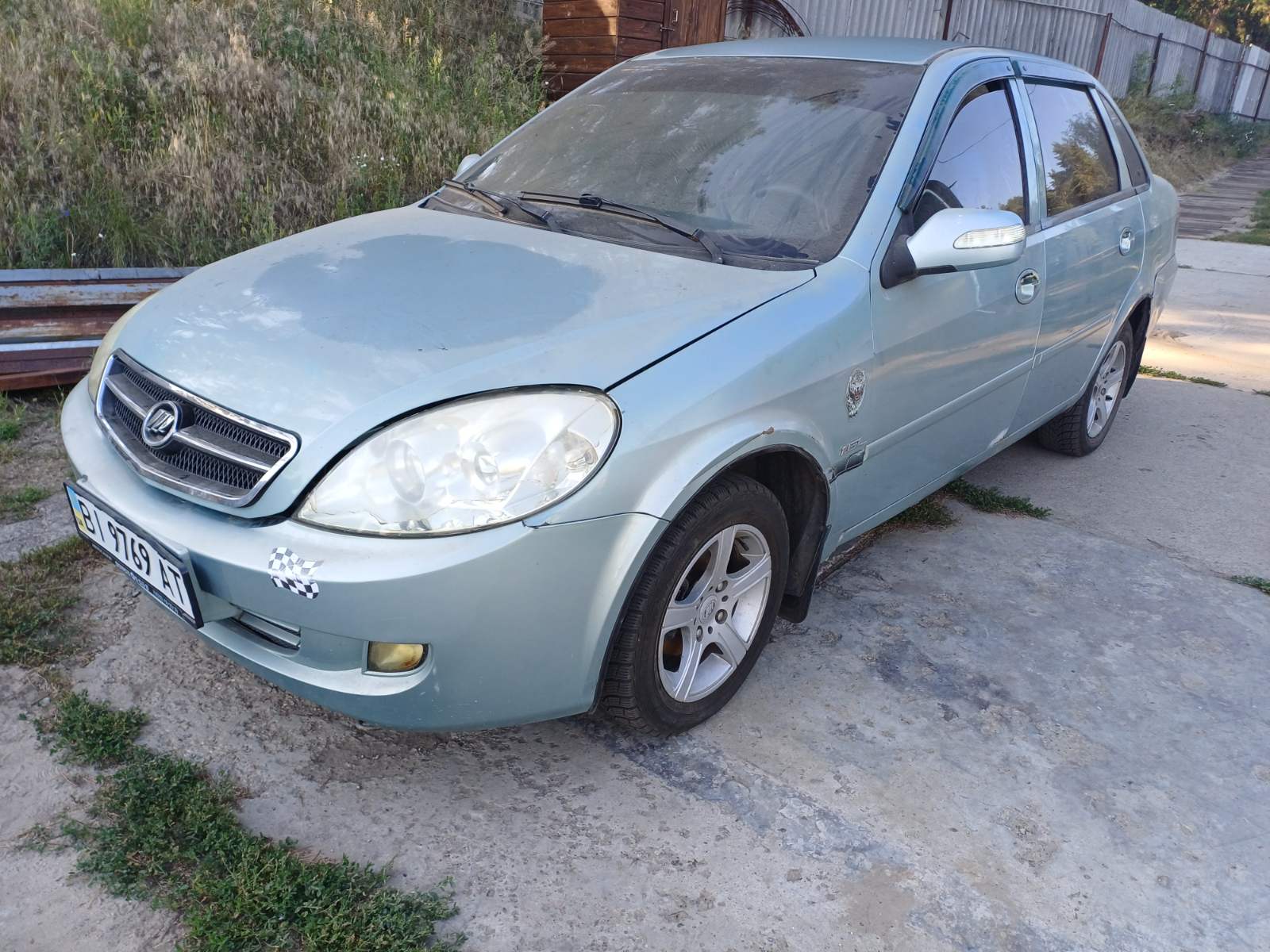 Разборка LIFAN BREEZ (520) седан (4 дв.) (07 - ) (2007 - 2026)