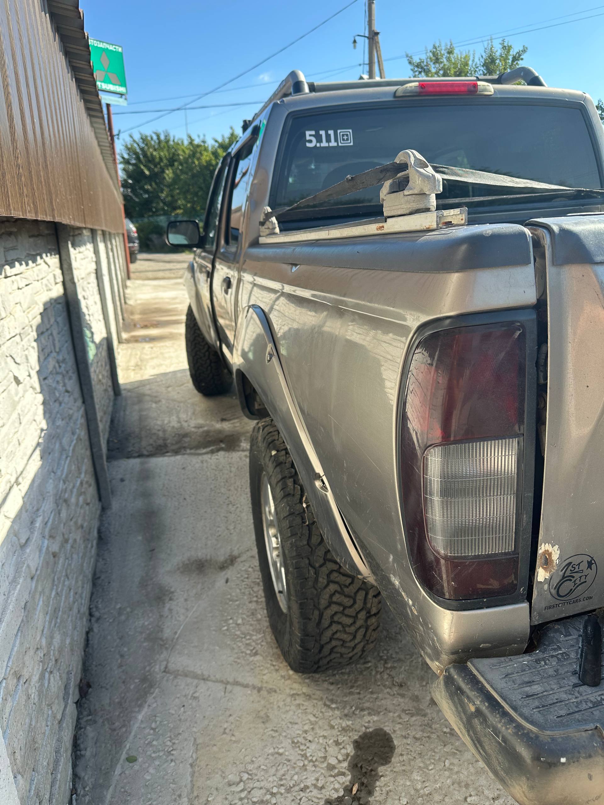 Разборка NISSAN FRONTIER пикап (D22) (1997 - 2004)