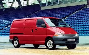 Розбірка TOYOTA HIACE IV автобус (H1, H2) (1995 - 2011)