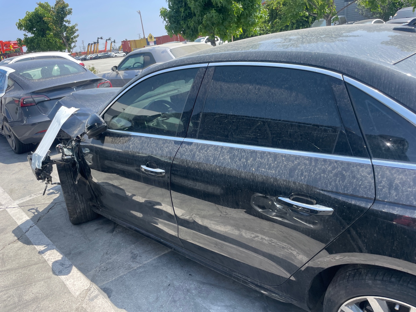 Авторозборка AUDI A4 B9 седан (8W2, 8WC) (2015 - 2025)