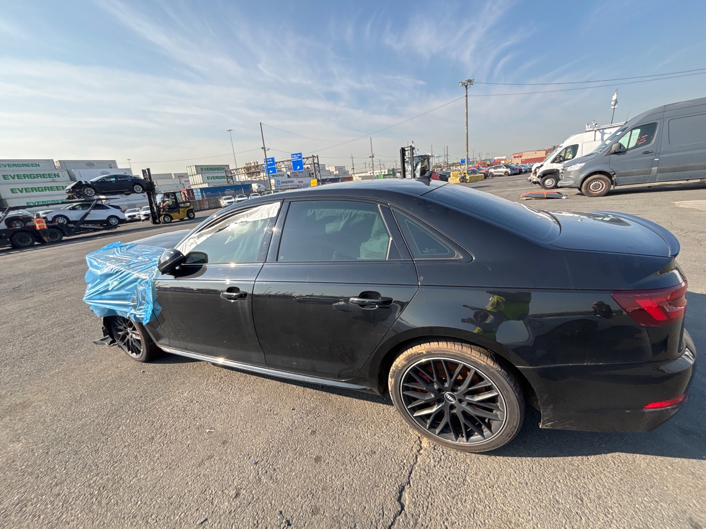Авторозборка AUDI A4 B9 седан (8W2, 8WC) (2015 - 2025)