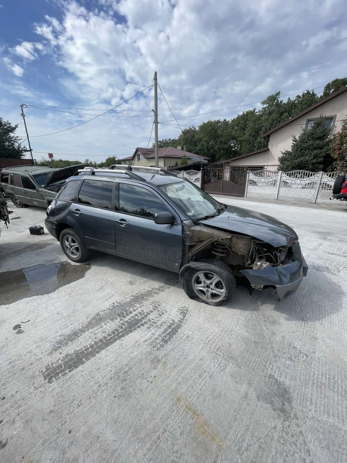 Авторазборка MITSUBISHI OUTLANDER I внедорожник (CU) (2003 - 2008)