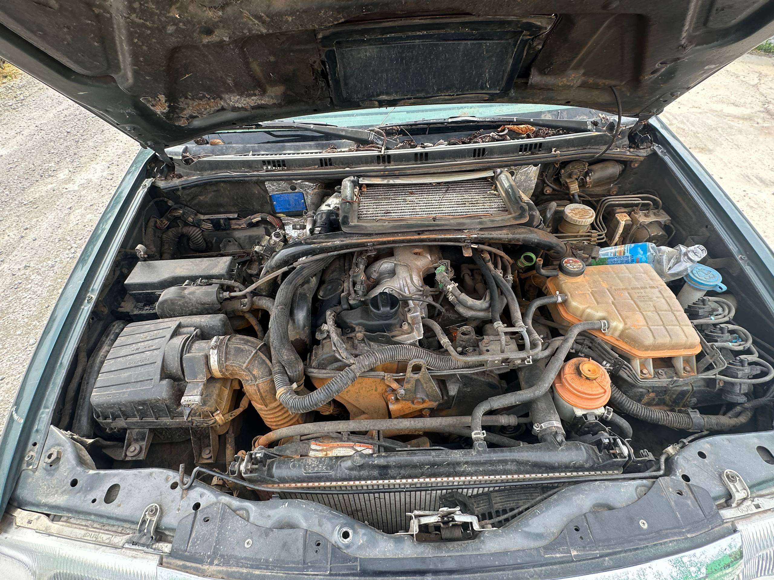 Розбірка SUZUKI GRAND VITARA позашляховик (FT, HT) (1998 - 2005)