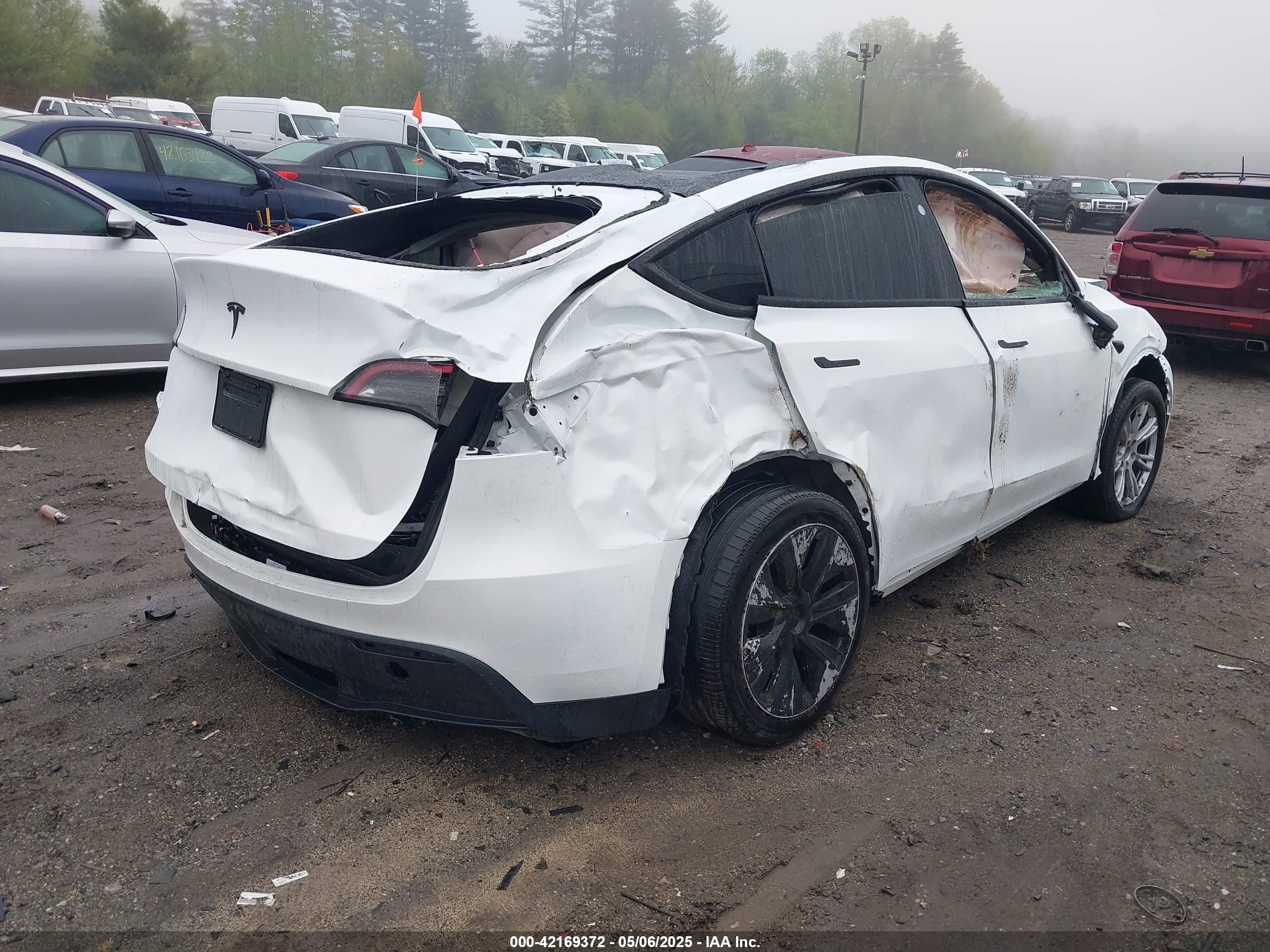 Авторазборка TESLA MODEL Y внедорожник (5YJY) (2019 - 2026)
