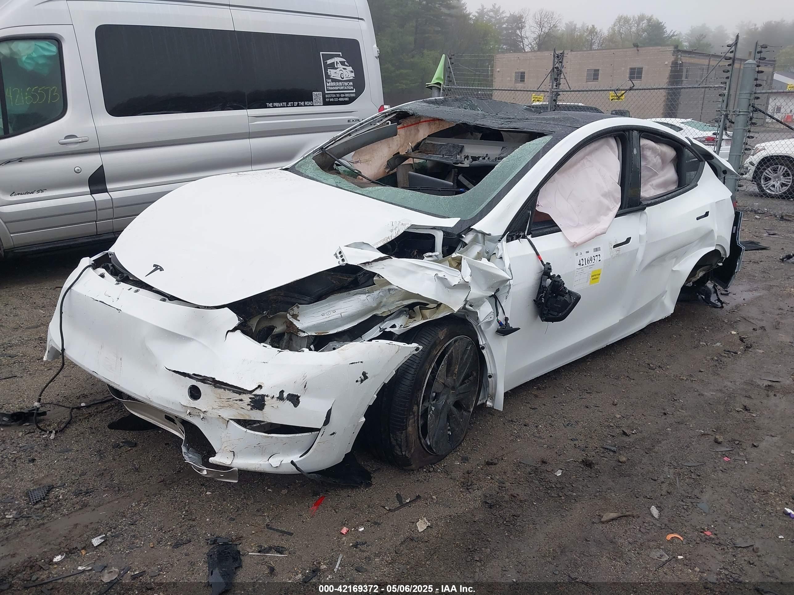 Авторазборка TESLA MODEL Y внедорожник (5YJY) (2019 - 2026)