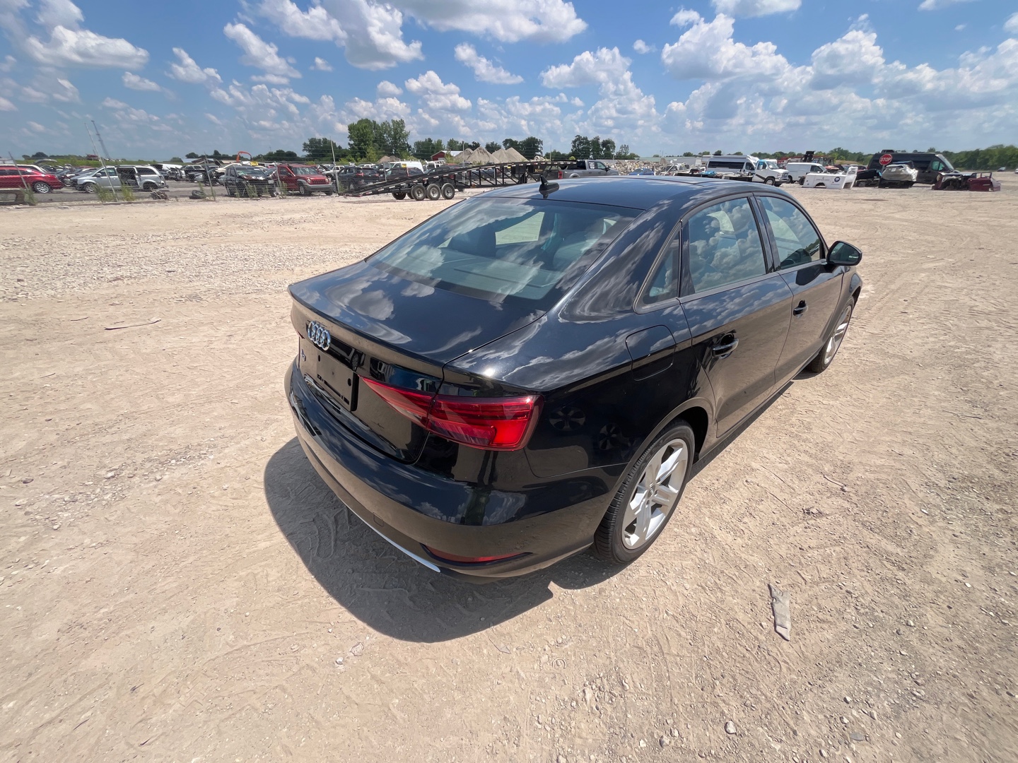 Разборка AUDI A3 седан (8VS, 8VM) (2013 - 2020)