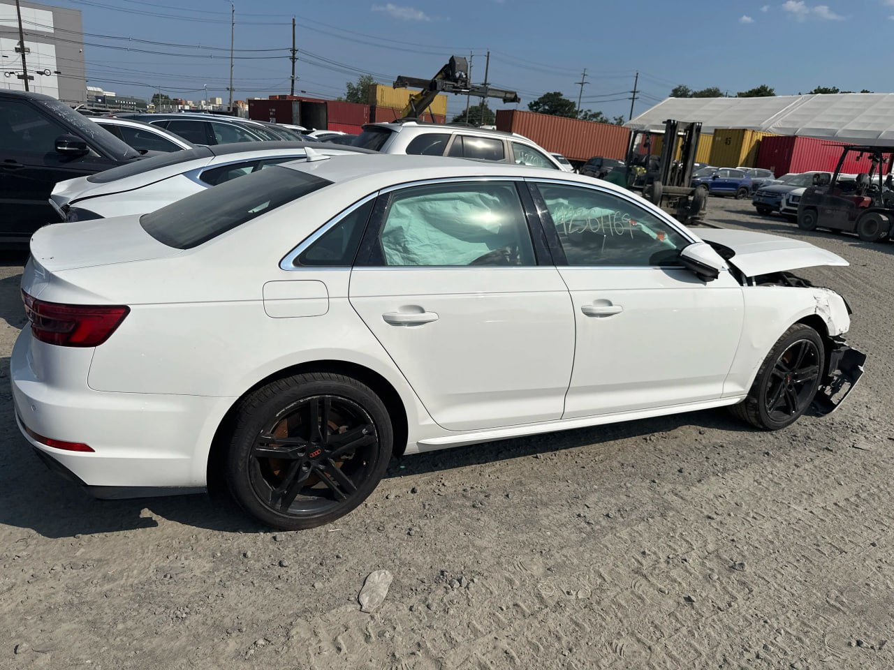 Розбірка AUDI A4 B9 седан (8W2, 8WC) (2015 - 2026)
