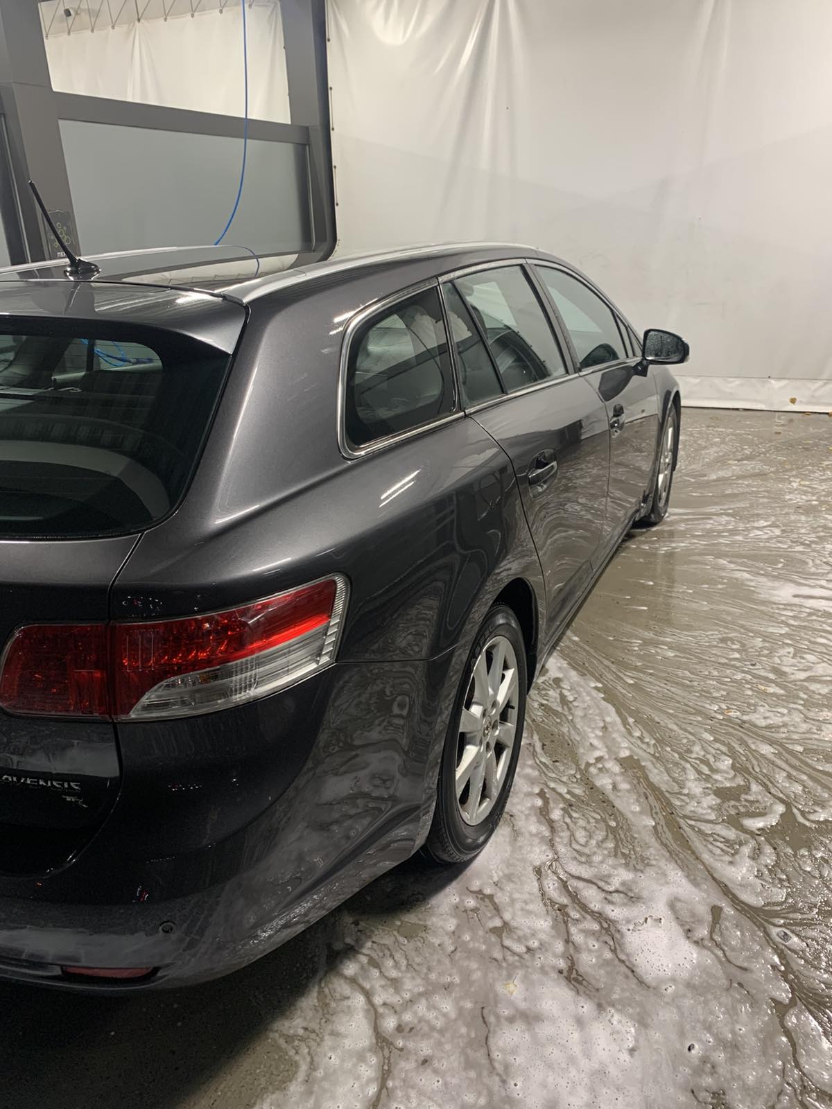 Розбірка TOYOTA AVENSIS III універсал (T27) (2008 - 2018)