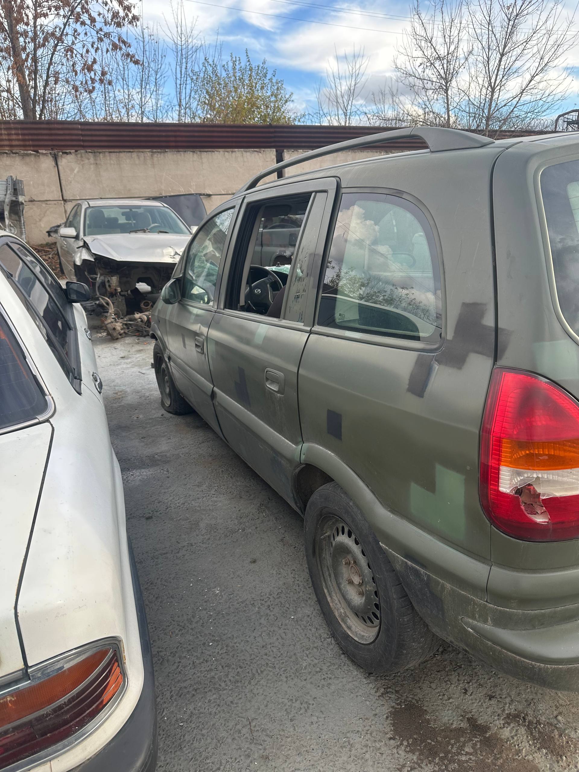 Разборка OPEL ZAFIRA A минивэн (F75) (1999 - 2005)