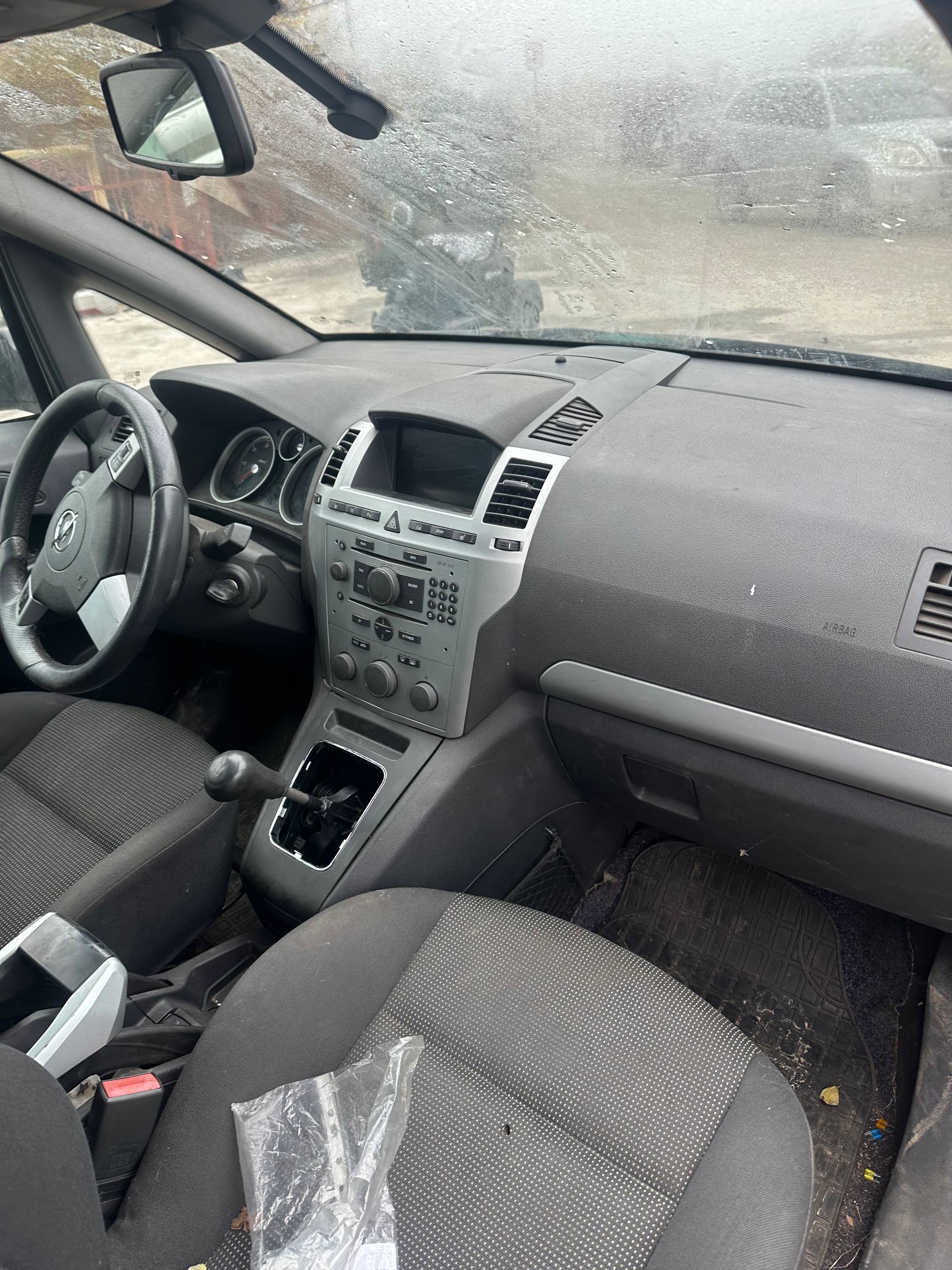 Разборка OPEL ZAFIRA B минивэн (A05) (2005 - 2011)