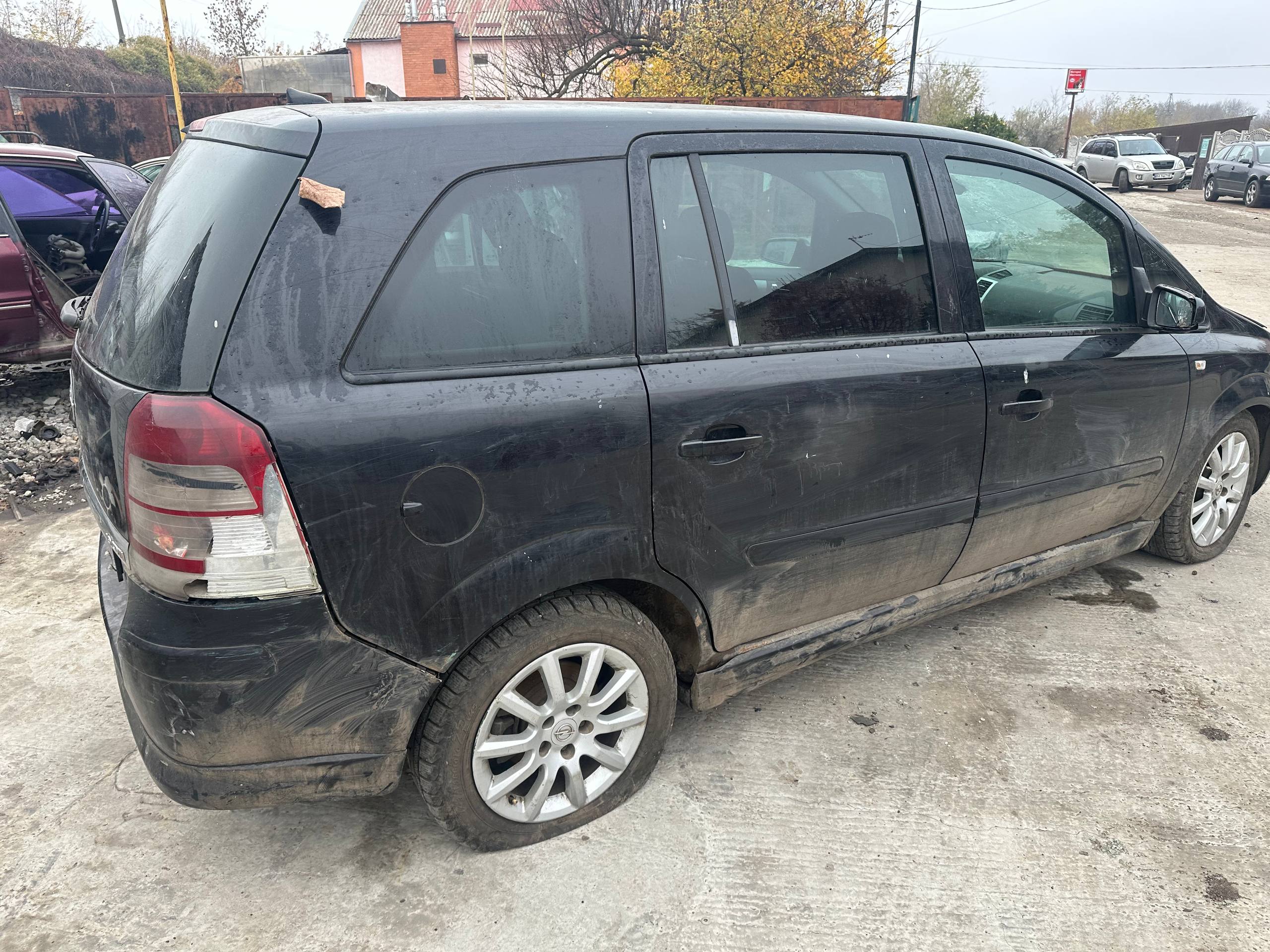 Авторазборка OPEL ZAFIRA B минивэн (A05) (2005 - 2011)