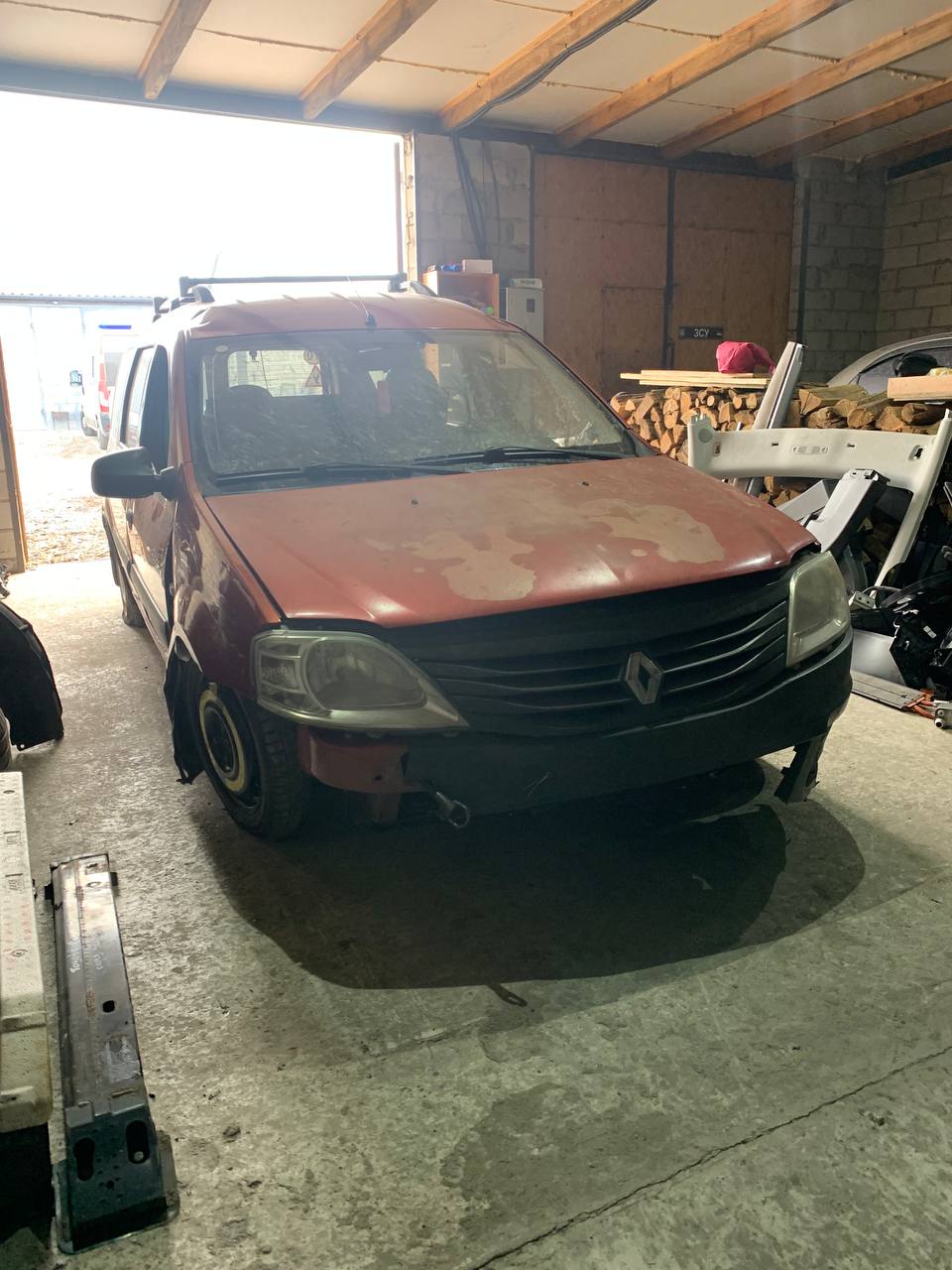 Авторазборка RENAULT LOGAN I MCV универсал (KS) (2007 - 2013)