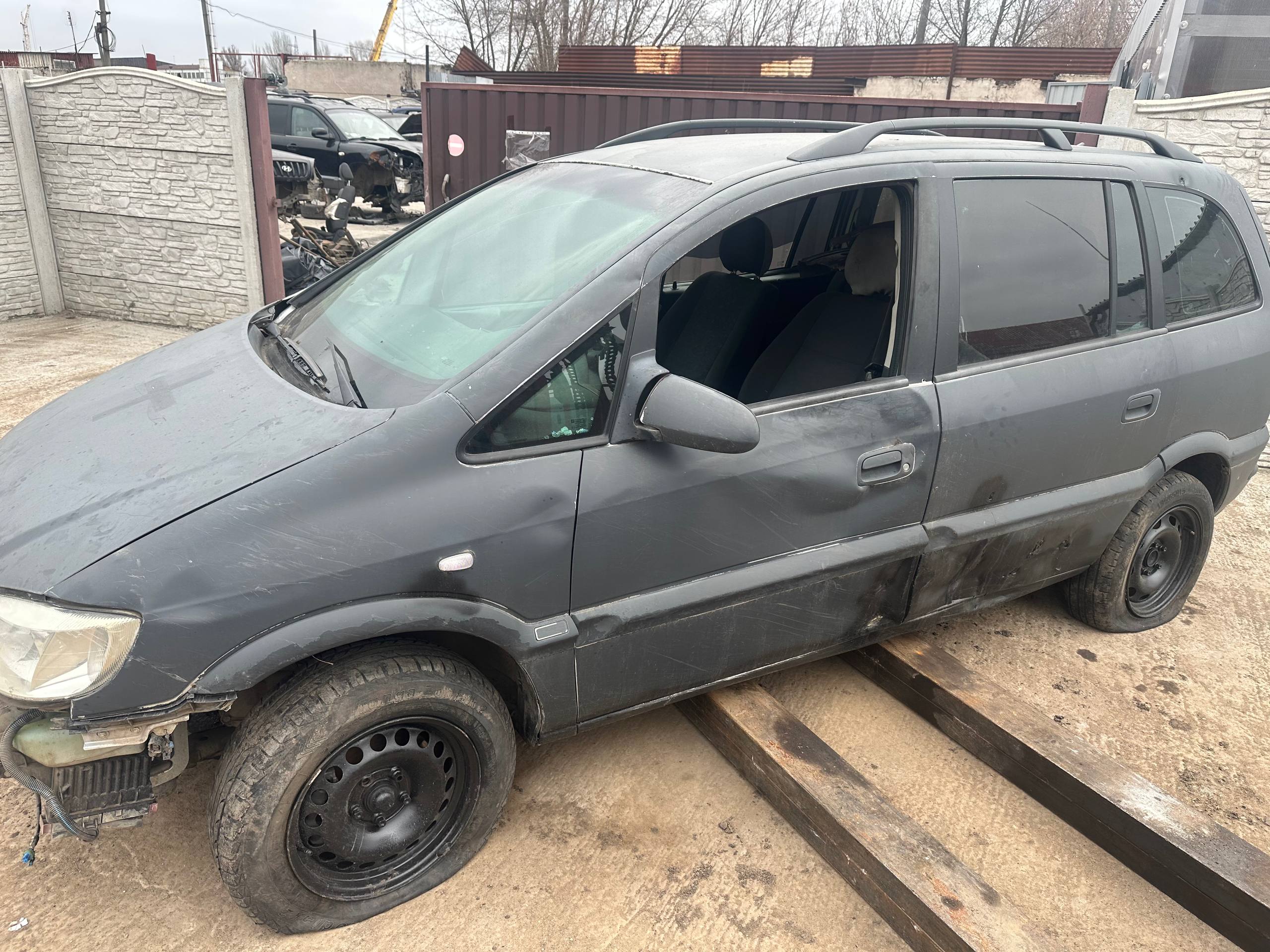 Авторазборка OPEL ZAFIRA A минивэн (F75) (1999 - 2005)