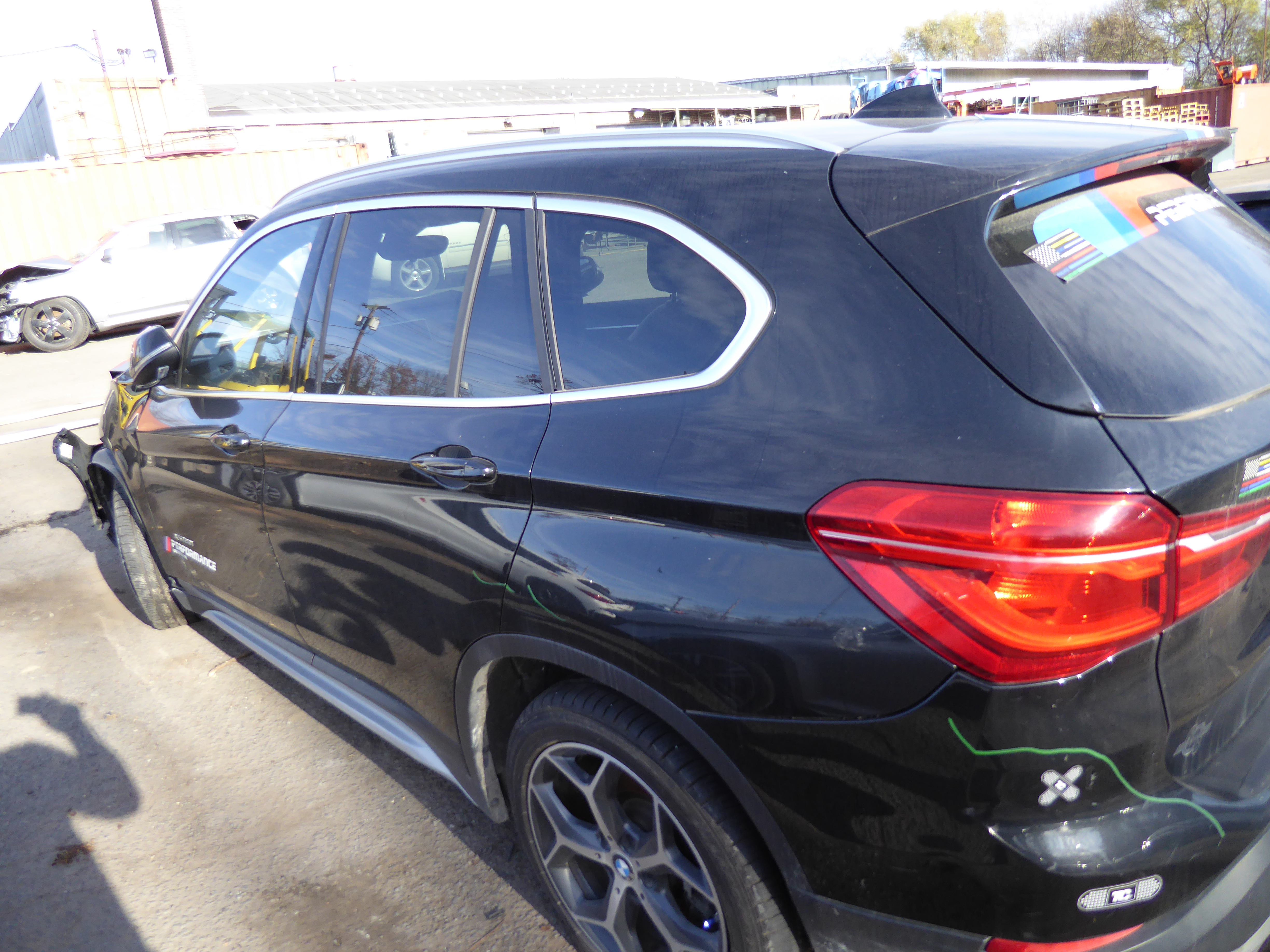 Розбірка BMW X1 позашляховик (F48) (2014 - 2022)