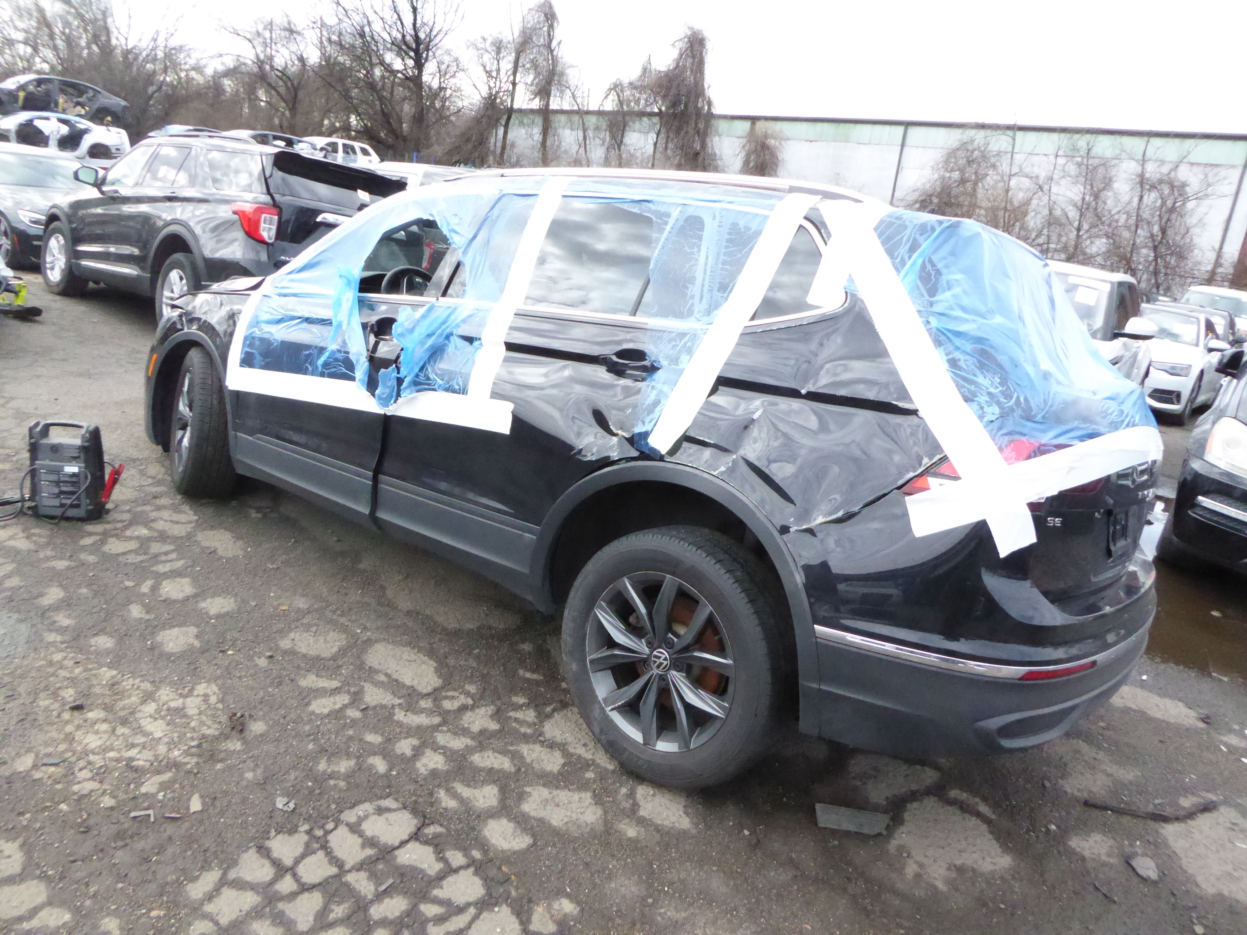 Розбірка VOLKSWAGEN TIGUAN II позашляховик (BW2, BJ2) (2017 - 2025)