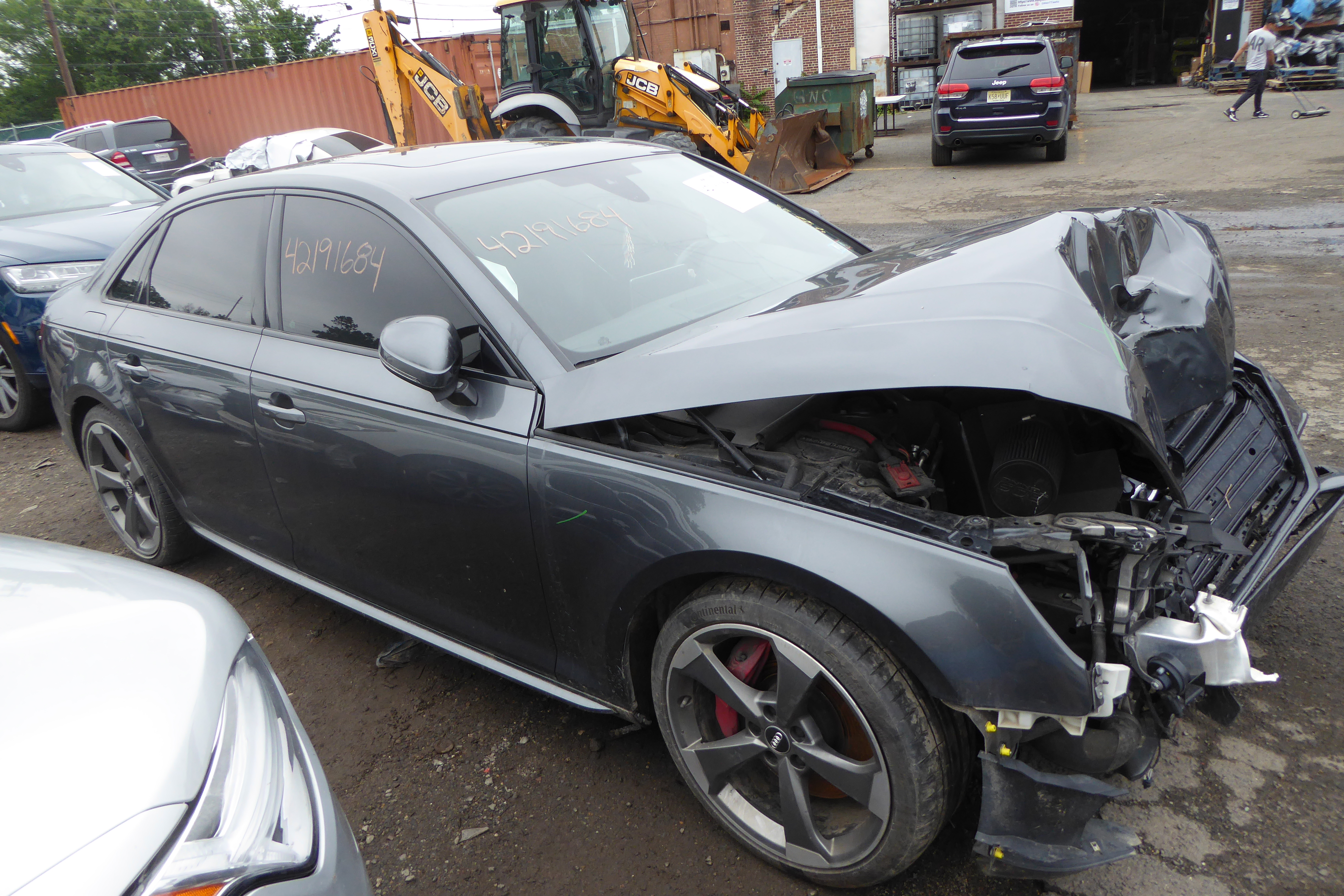 Авторозборка AUDI A4 B9 седан (8W2, 8WC) (2015 - 2024)