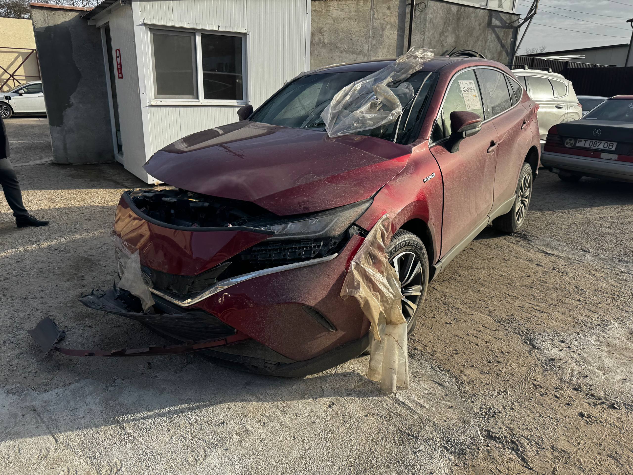 Розбірка TOYOTA VENZA позашляховик (H85) (2020 - 2026)