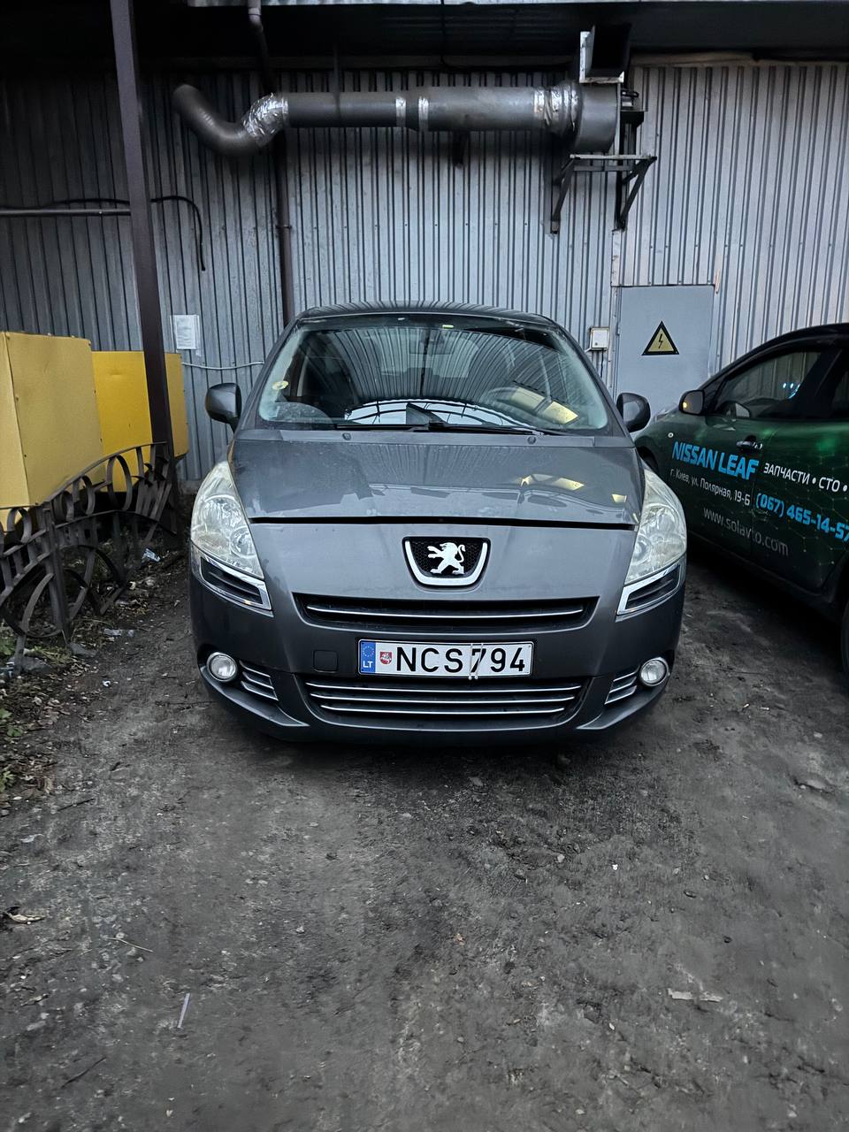 Розбірка PEUGEOT 5008 I мінівен (0U) (2009 - 2017)