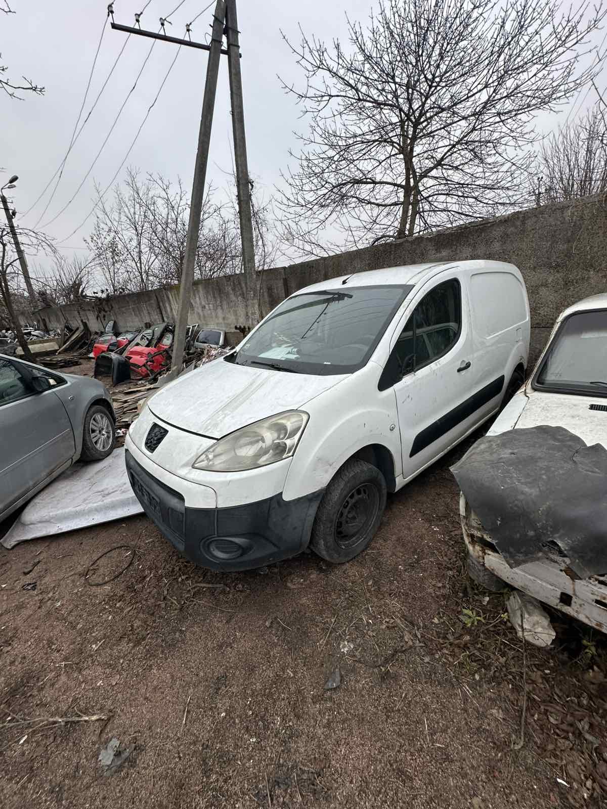 Разборка PEUGEOT PARTNER фургон (2008 - 2018)
