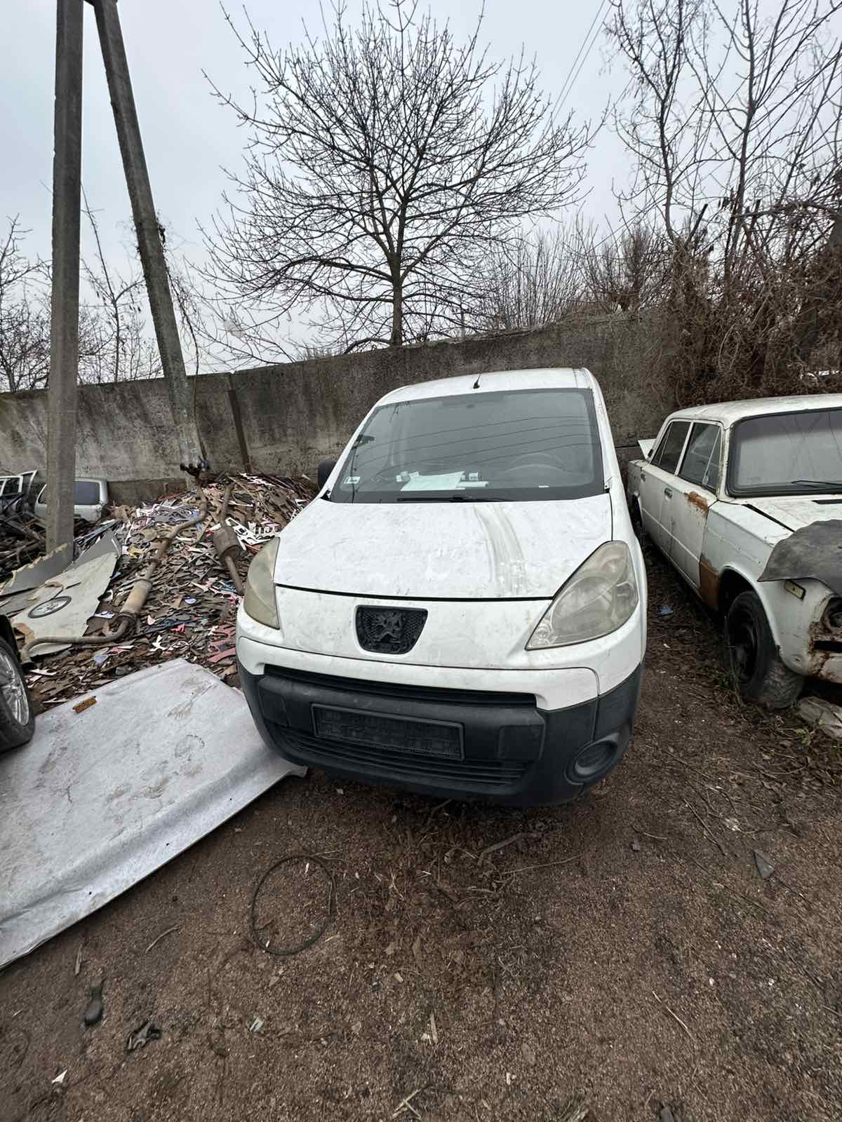 Разборка PEUGEOT PARTNER фургон (2008 - 2018)