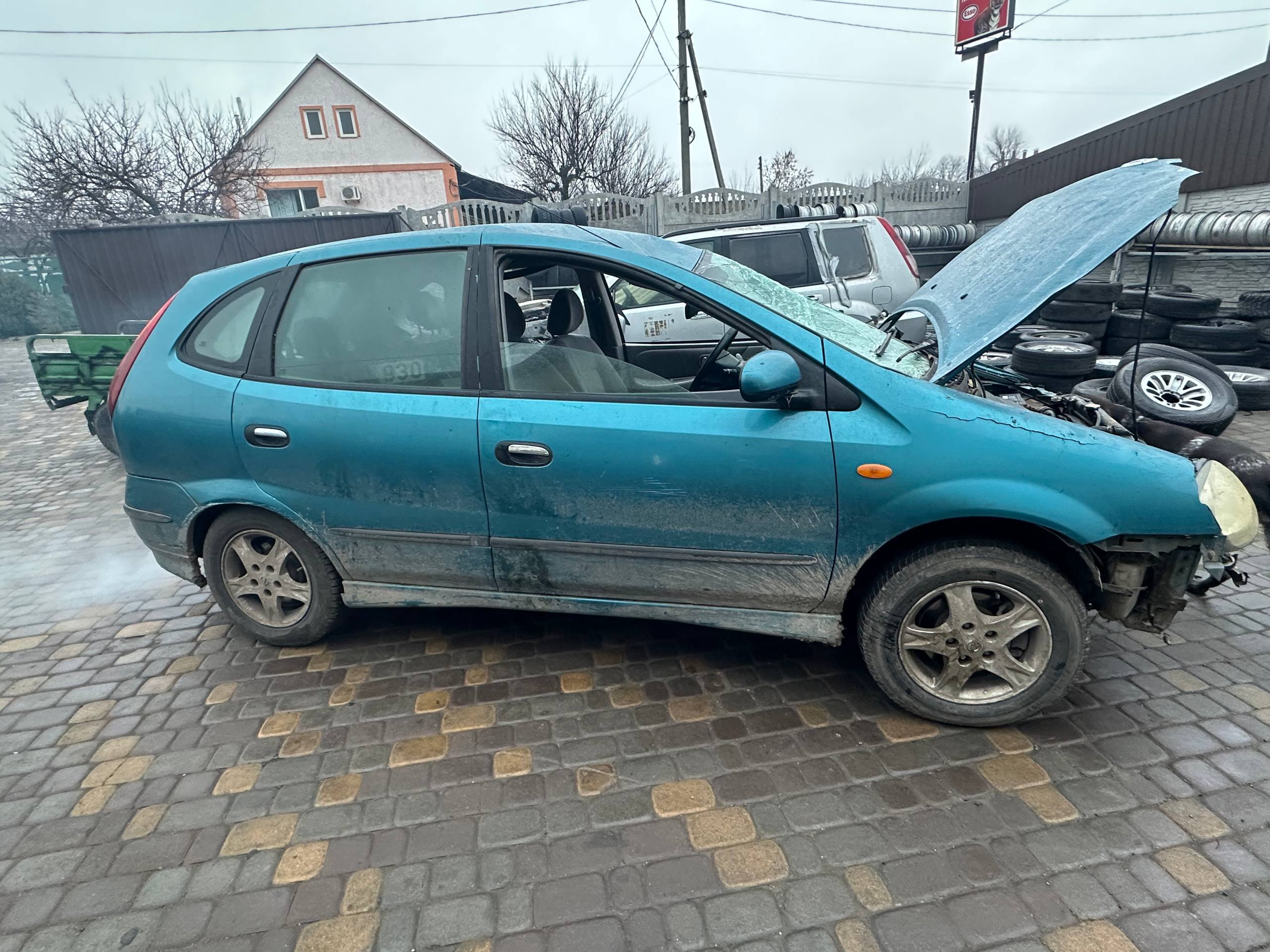 Разборка NISSAN ALMERA TINO минивэн (V10) (2000 - 2005)