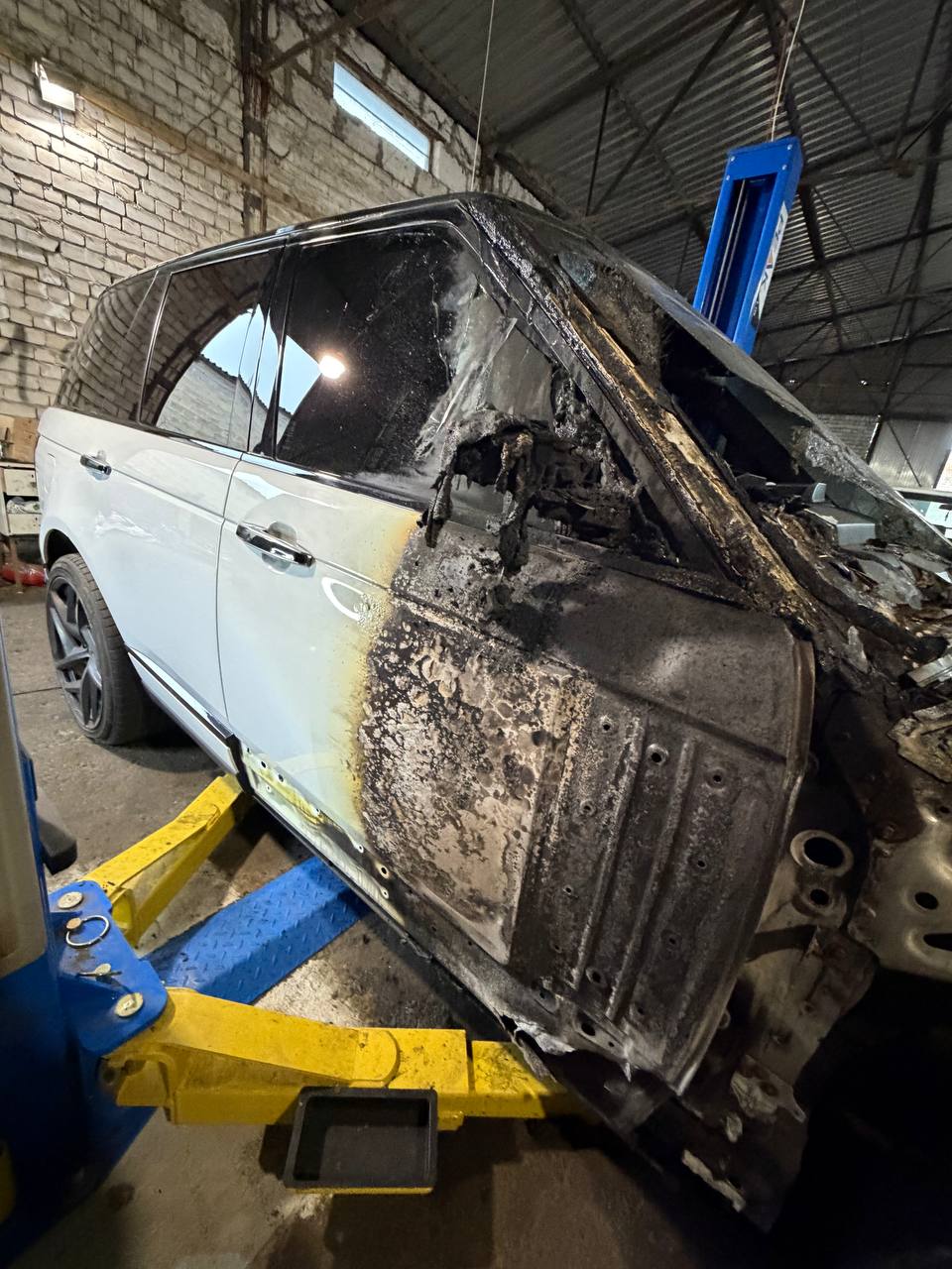 Разборка LAND ROVER RANGE ROVER IV внедорожник (L405) (2012 - 2021)
