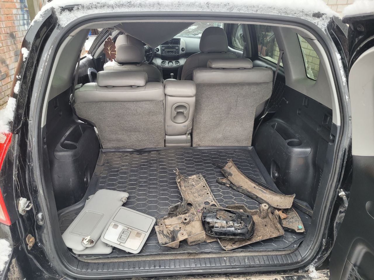 Авторазборка TOYOTA RAV 4 III внедорожник (A3) (2005 - 2012)