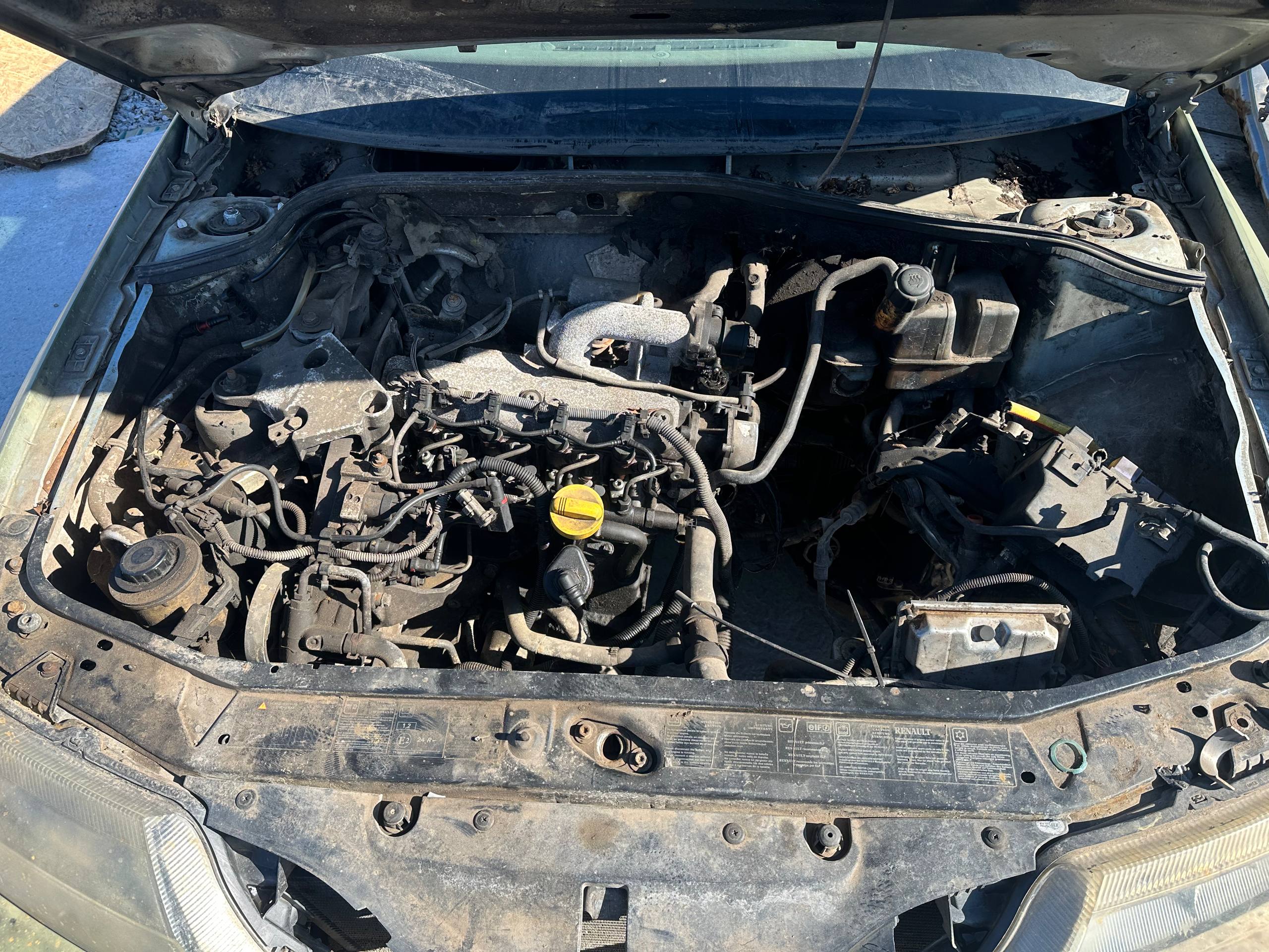 Авторазборка RENAULT LAGUNA II универсал (KG0, KG1) (2001 - 2007)