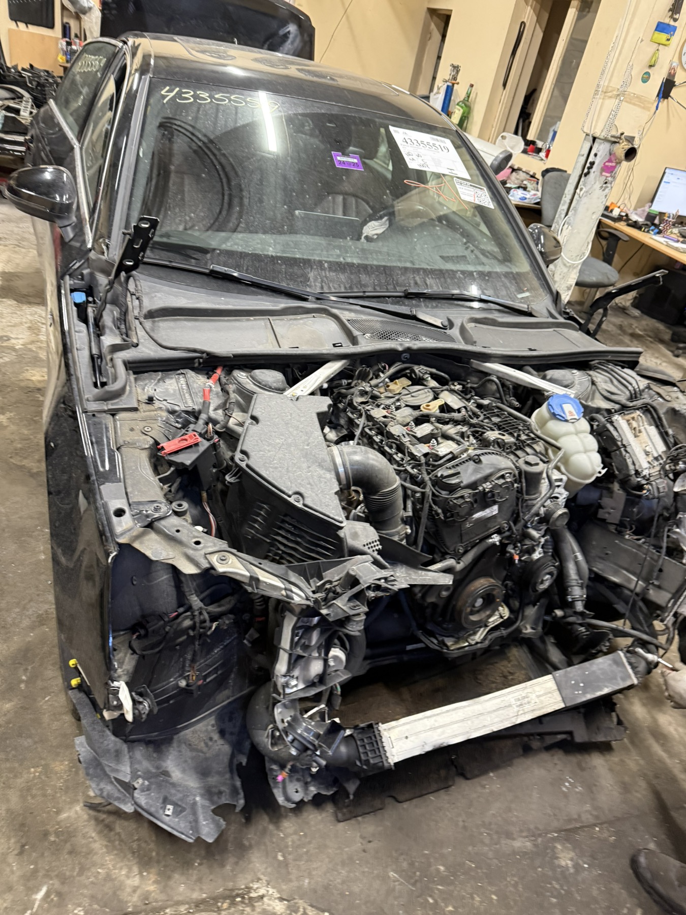 Авторозборка AUDI A4 B9 седан (8W2, 8WC) (2015 - 2024)