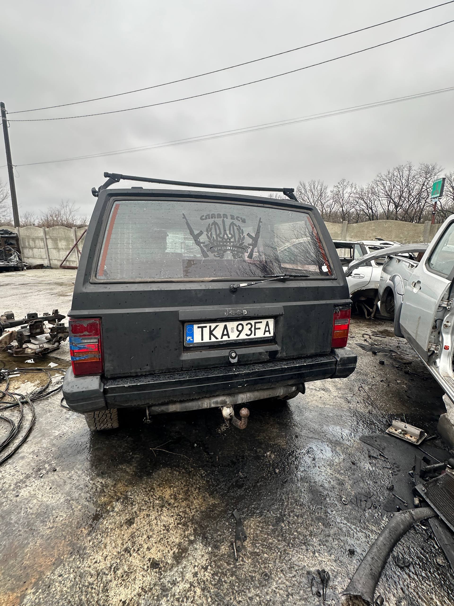 Разборка JEEP CHEROKEE II внедорожник (XJ) (1995 - 2001)