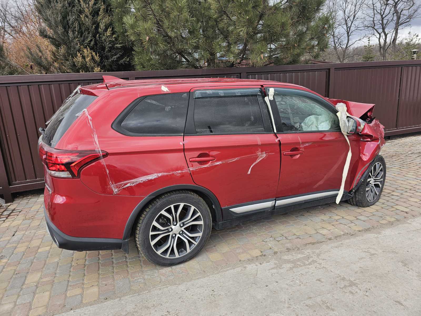 Авторазборка MITSUBISHI OUTLANDER внедорожник (GG, GF) (2010 - 2022)