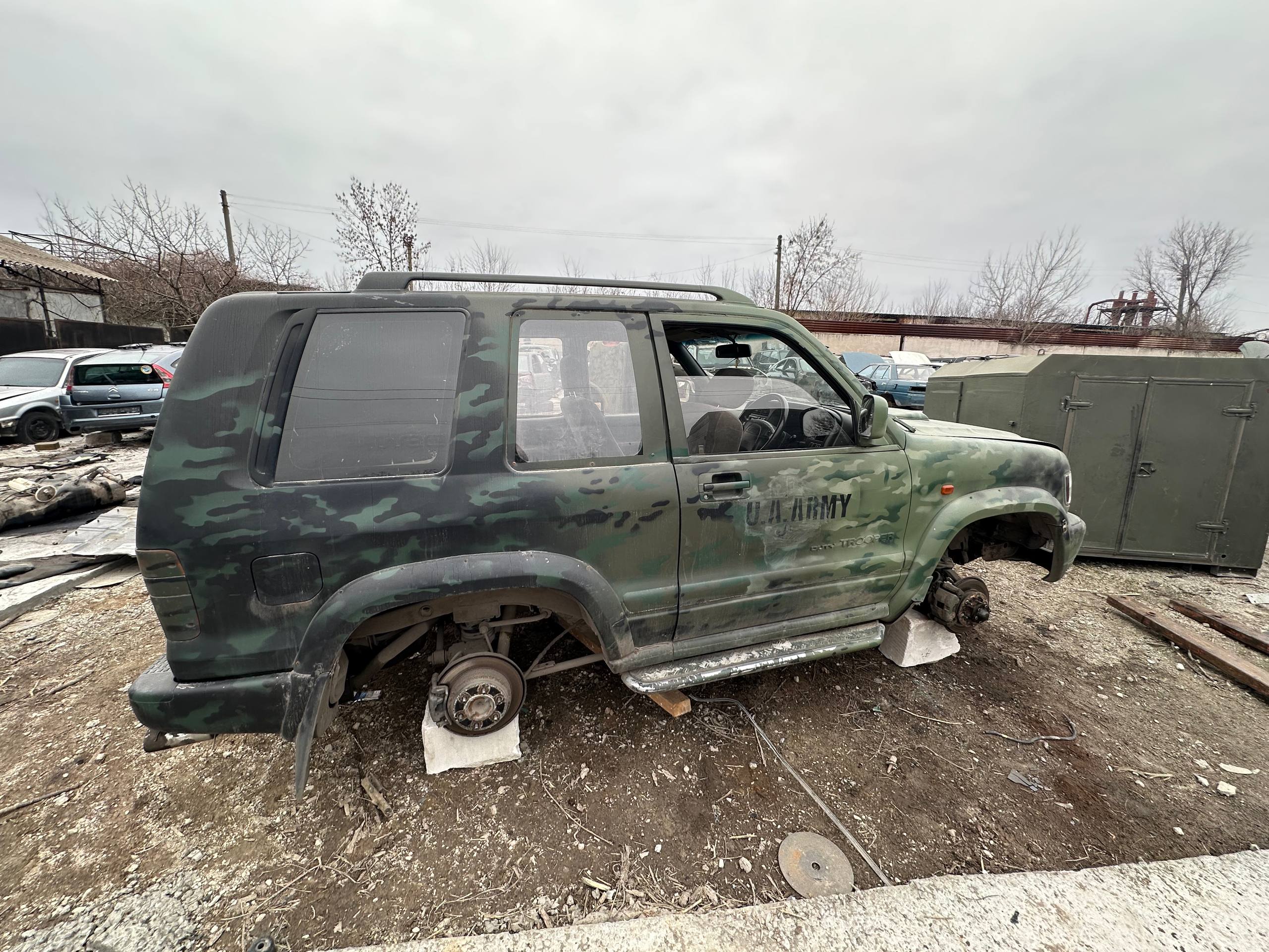 Авторазборка ISUZU TROOPER внедорожник (98 - 04) (1998 - 2004)