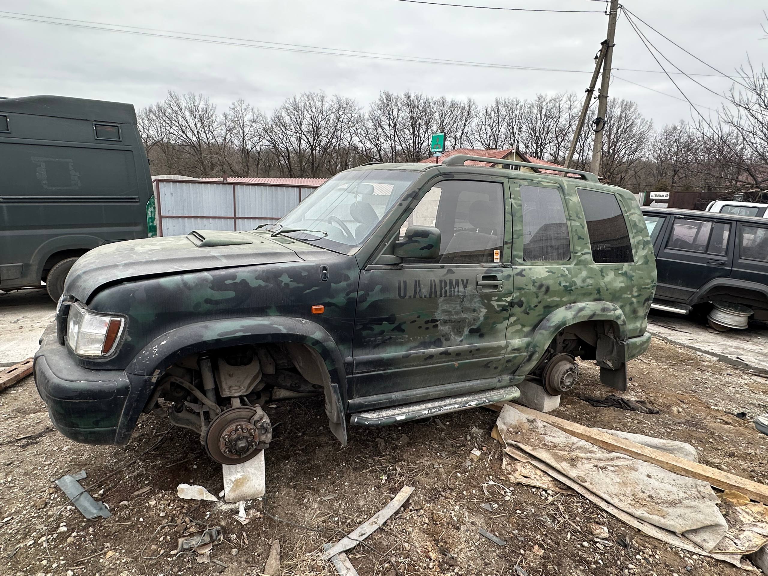 Авторазборка ISUZU TROOPER внедорожник (98 - 04) (1998 - 2004)