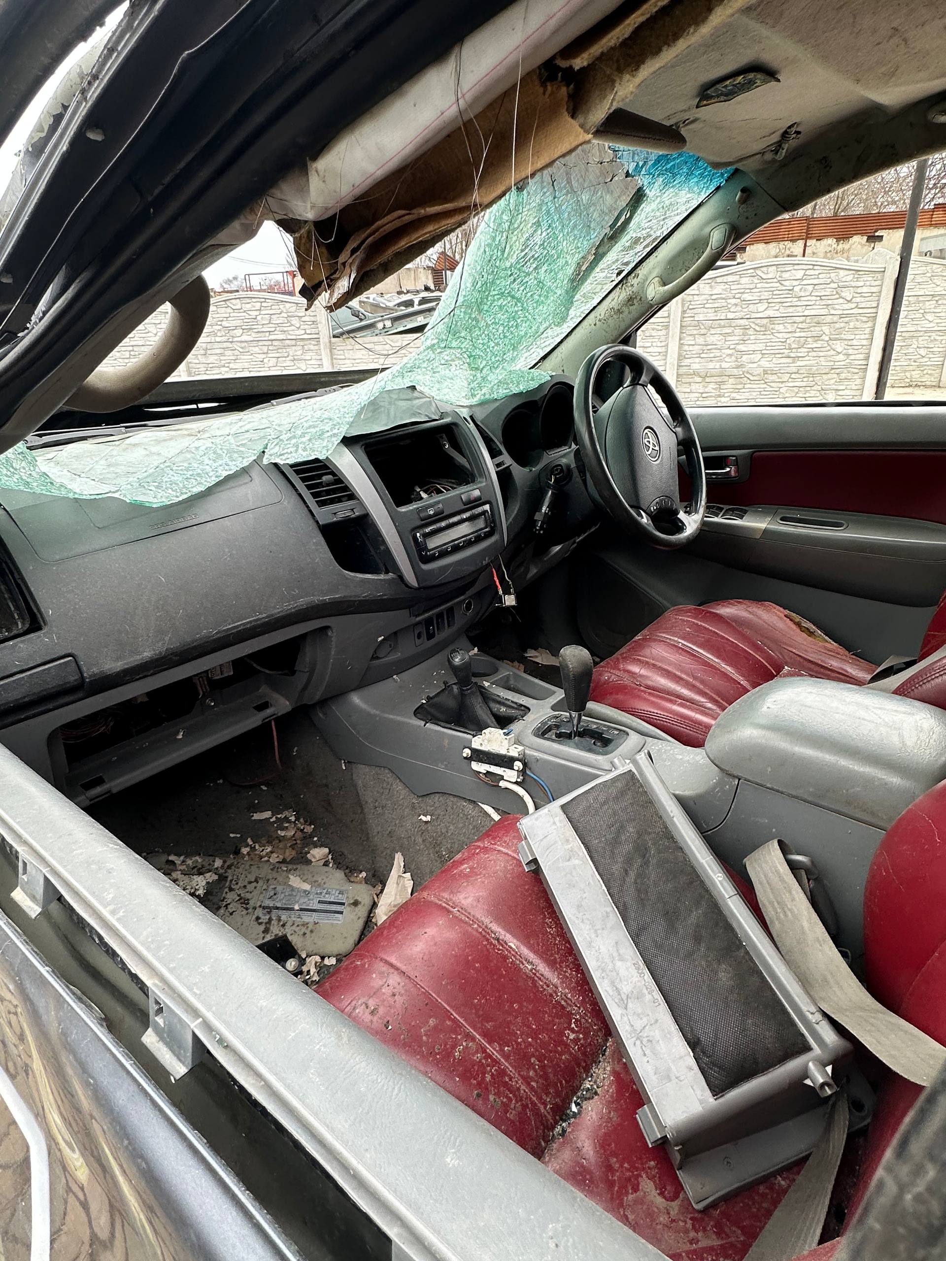 Авторозборка TOYOTA HILUX пікап (KUN25) (2005 - 2015)