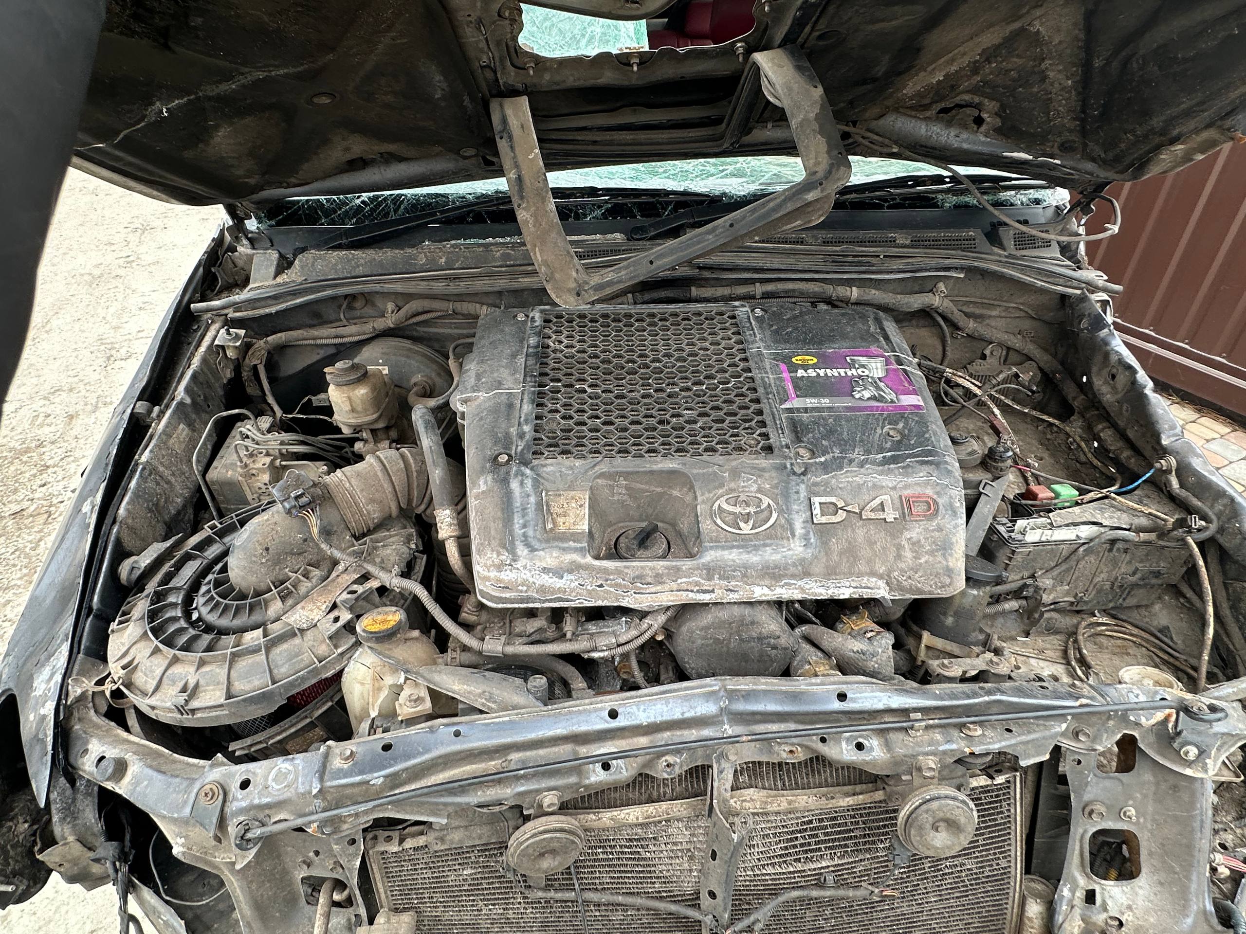 Розбірка TOYOTA HILUX пікап (KUN25) (2005 - 2015)