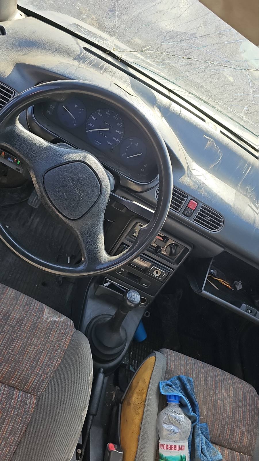 Авторозборка MAZDA 121 II седан (DB) (1990 - 1996)