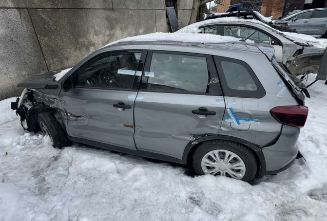 Розбірка SUZUKI VITARA позашляховик (LY) (2015 - 2026)