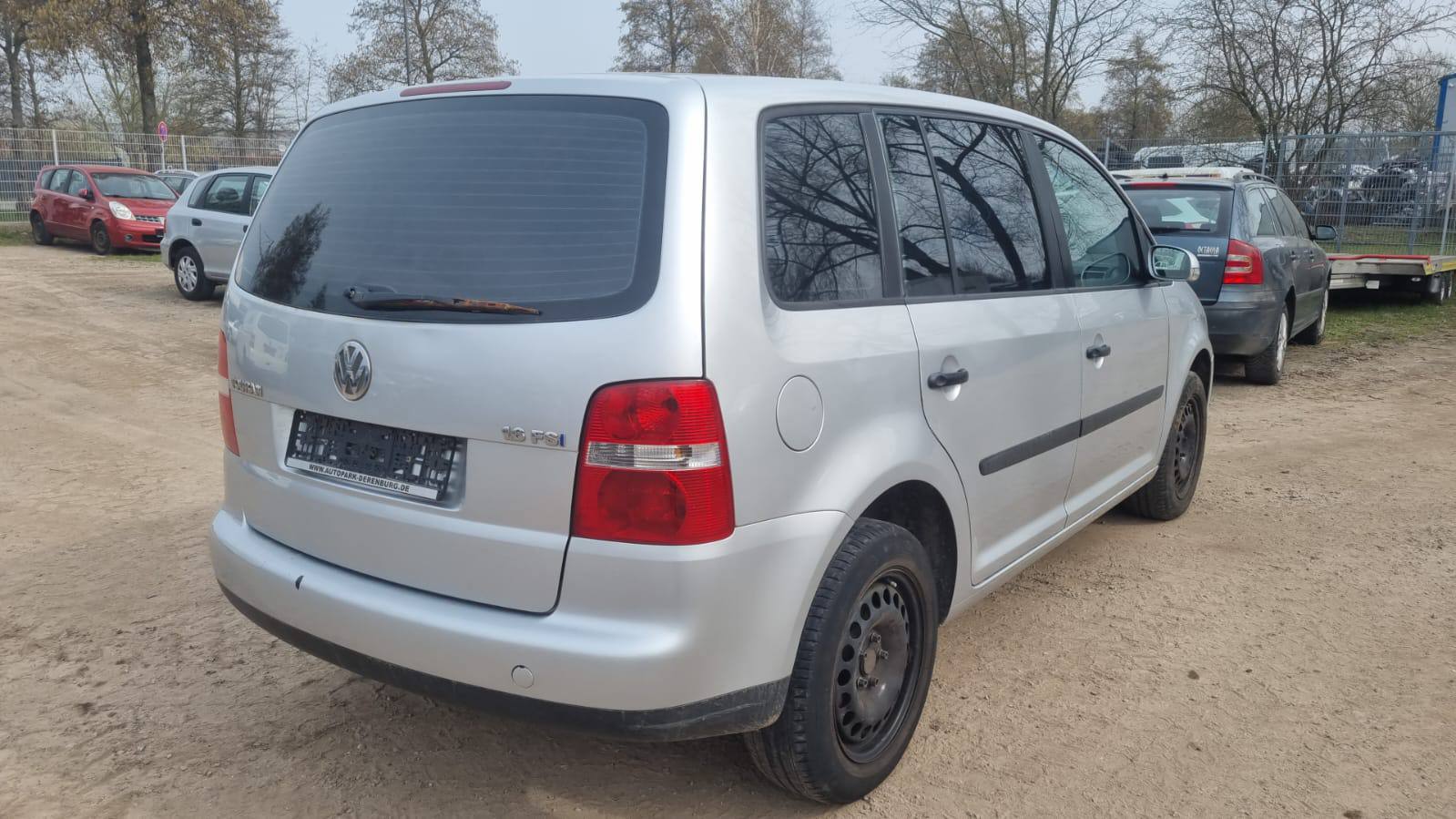 Авторазборка VOLKSWAGEN TOURAN I минивэн (1T1, 1T2) (2003 - 2010)