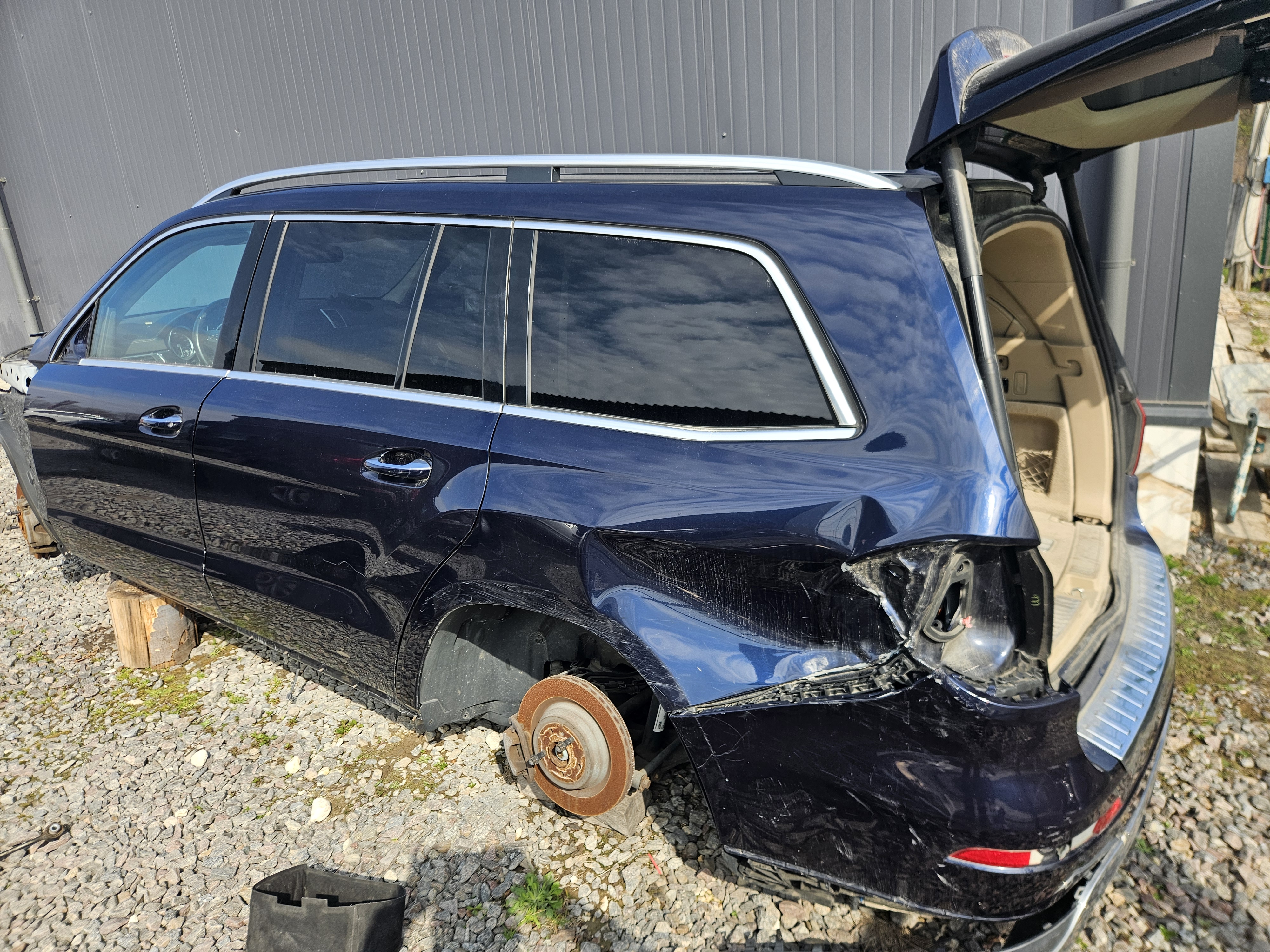 Розбірка MERCEDES GLS позашляховик (X166) (2015 - 2019)