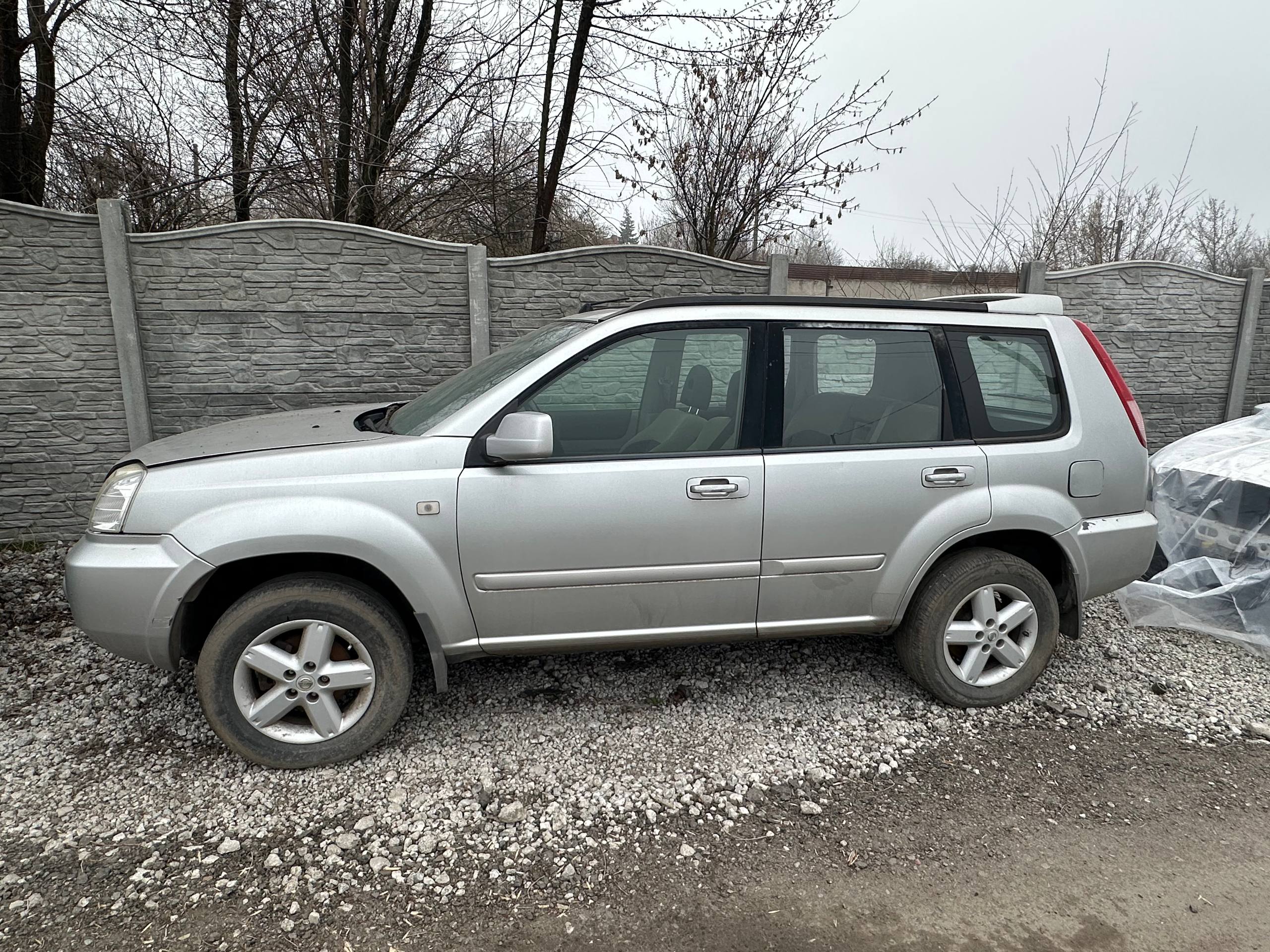 Авторазборка NISSAN X-TRAIL внедорожник (T30) (2001 - 2007)