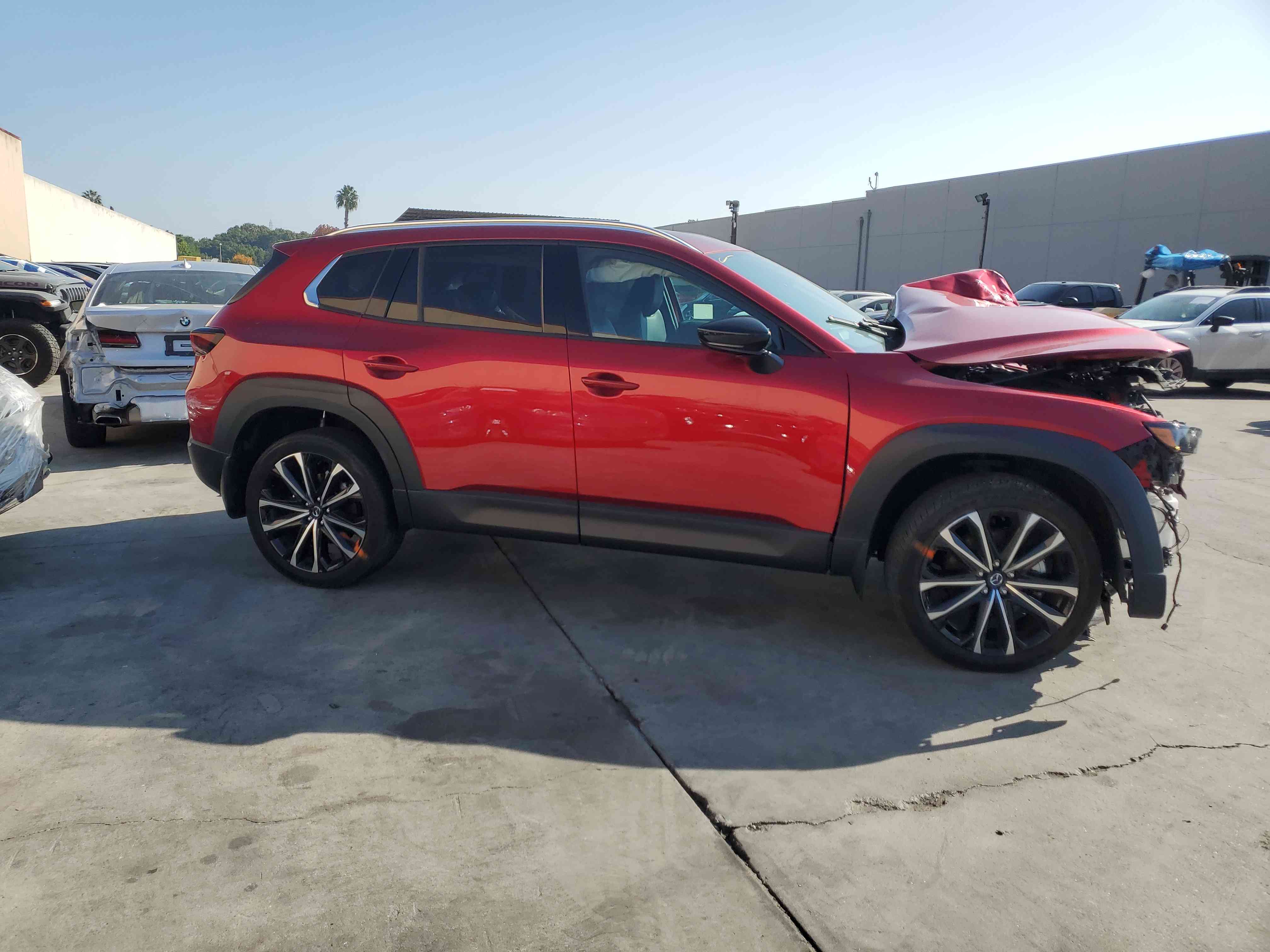 Авторозборка MAZDA CX-50 позашляховик (2022 - 2026)