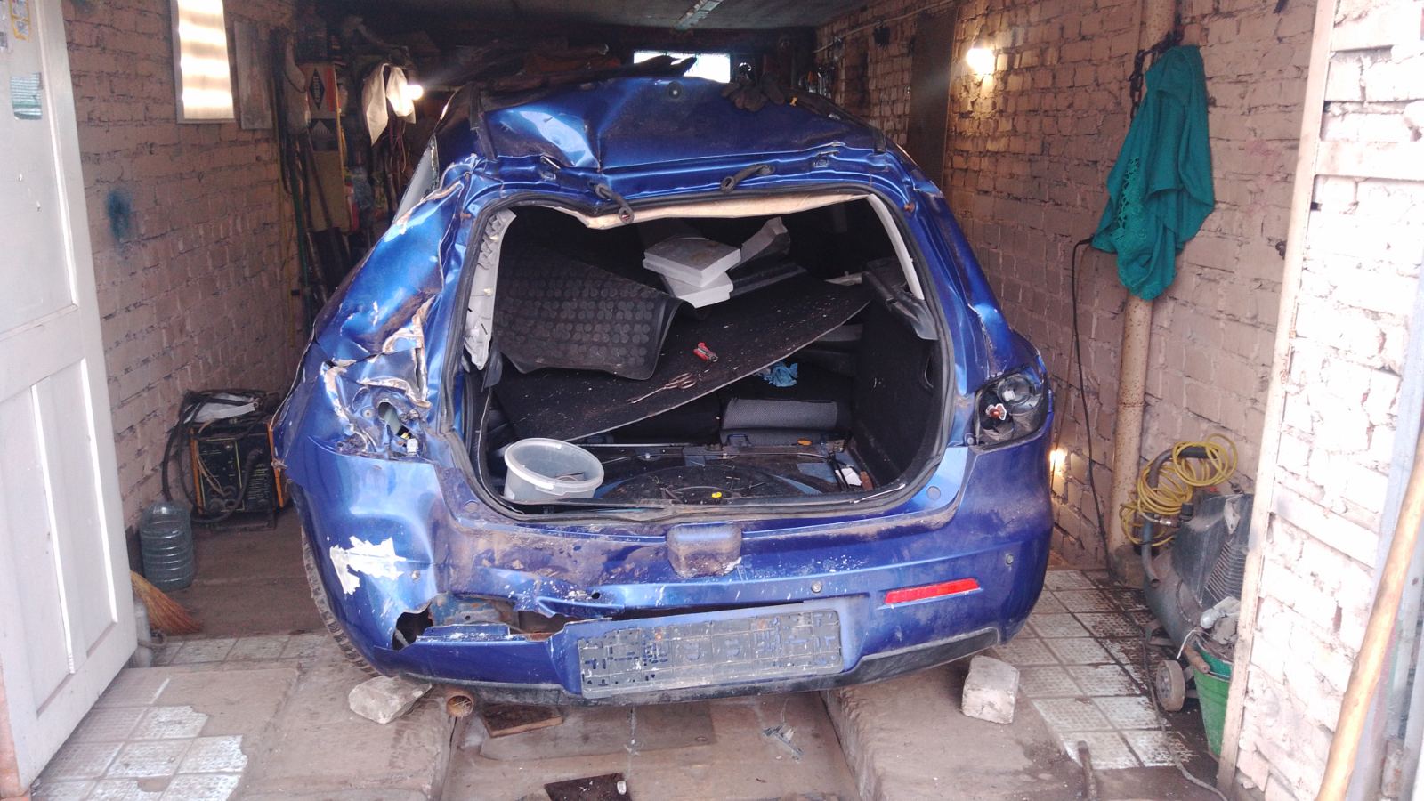 Розбірка MAZDA 3 седан (BK12) (2006 - 2009)