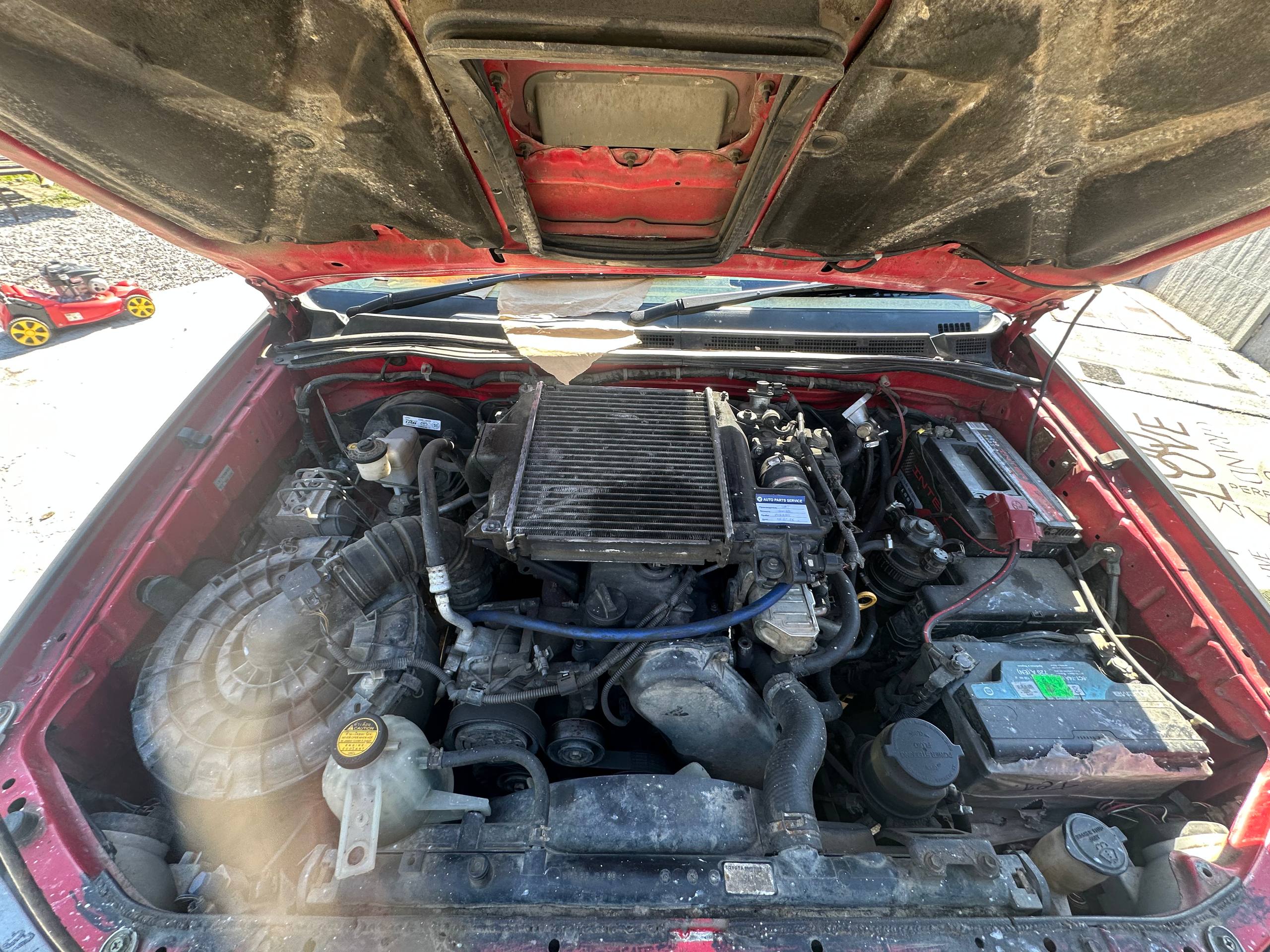 Авторозборка TOYOTA HILUX пікап (KUN25) (2005 - 2015)
