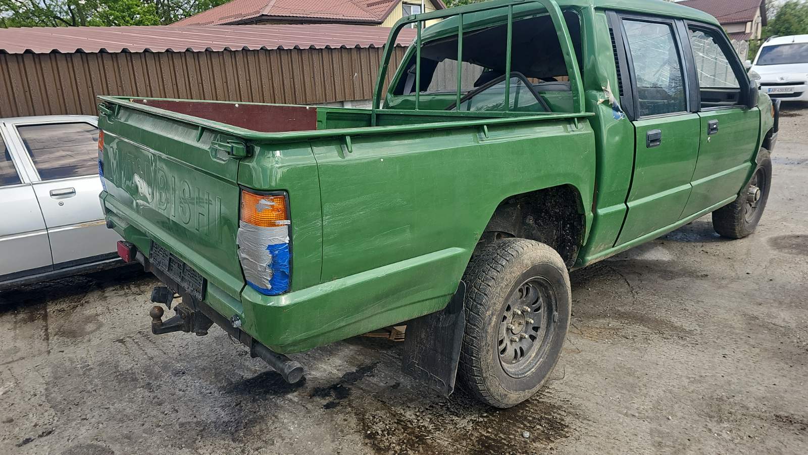 Разборка MITSUBISHI L 200 II пикап (K4T) (1986 - 1996)